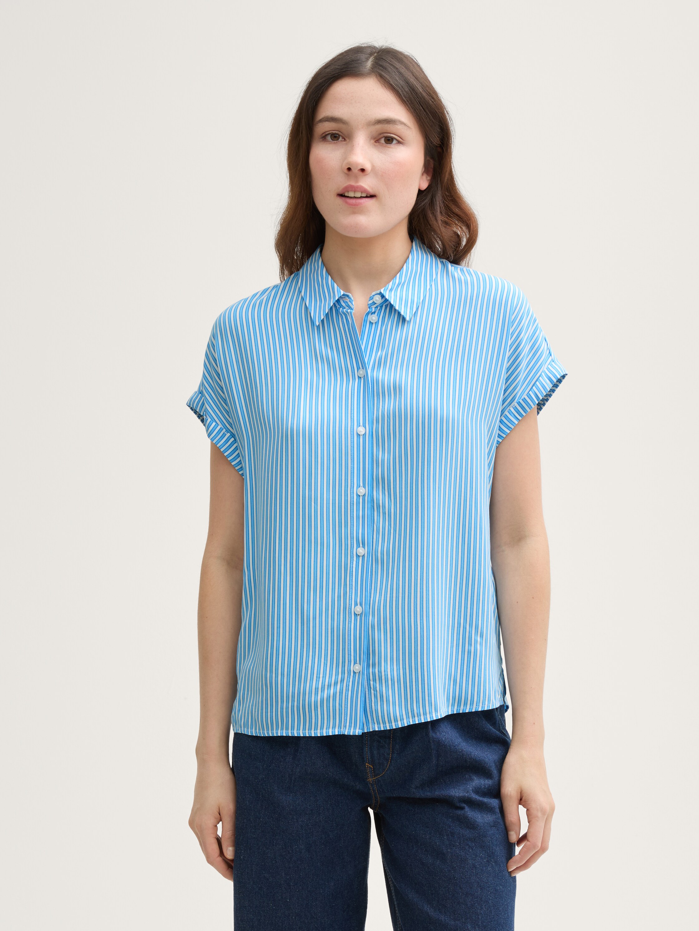 Bluse aus Viskose - vertical_blue_white_stripe_1 - 