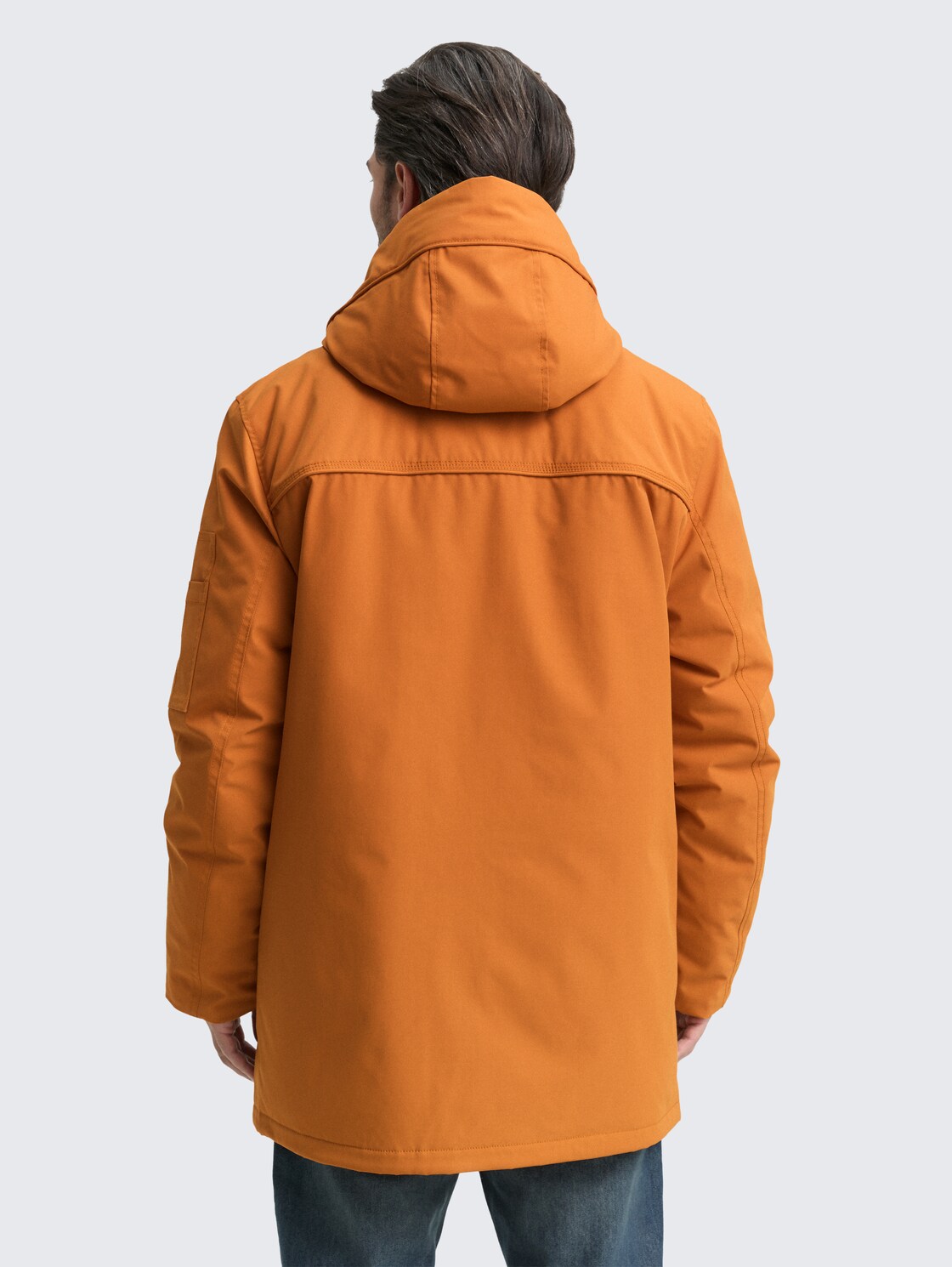 Arctic Parka mit abnehmbarer Kapuze - Peanut Butter Brown - Model-Rückansicht