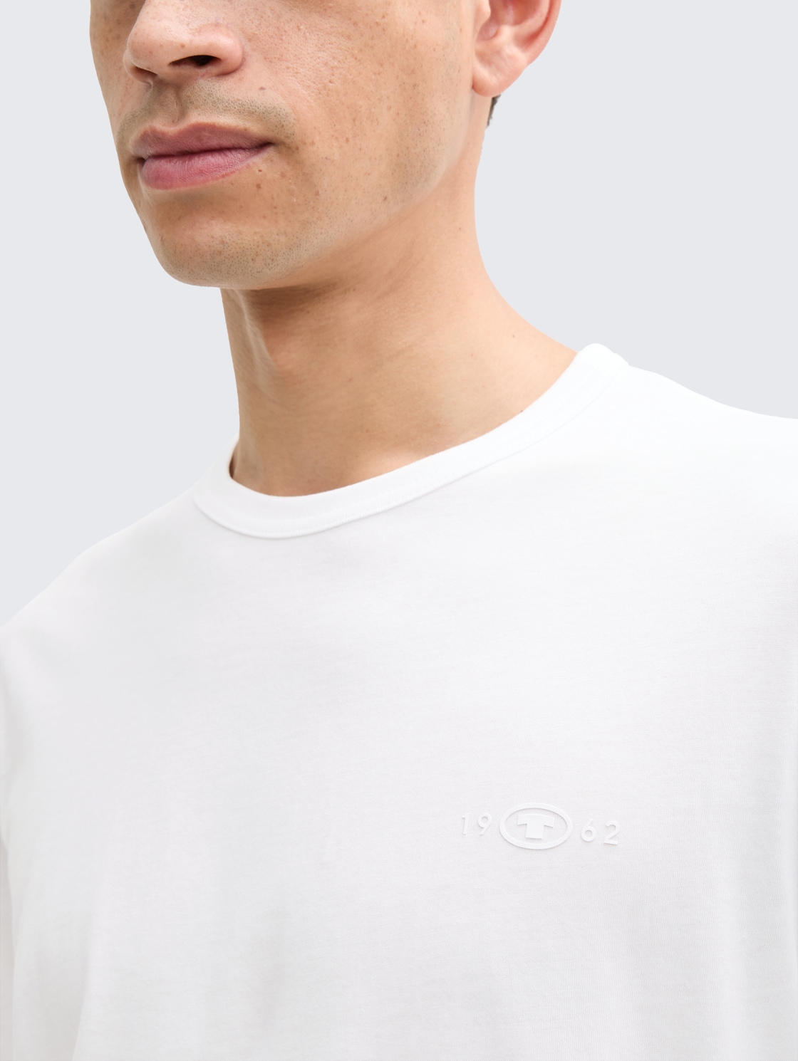 T-Shirts aus Baumwolle mit Logo-Print im 2er-Pack - Black - Detail-Model-Ansicht