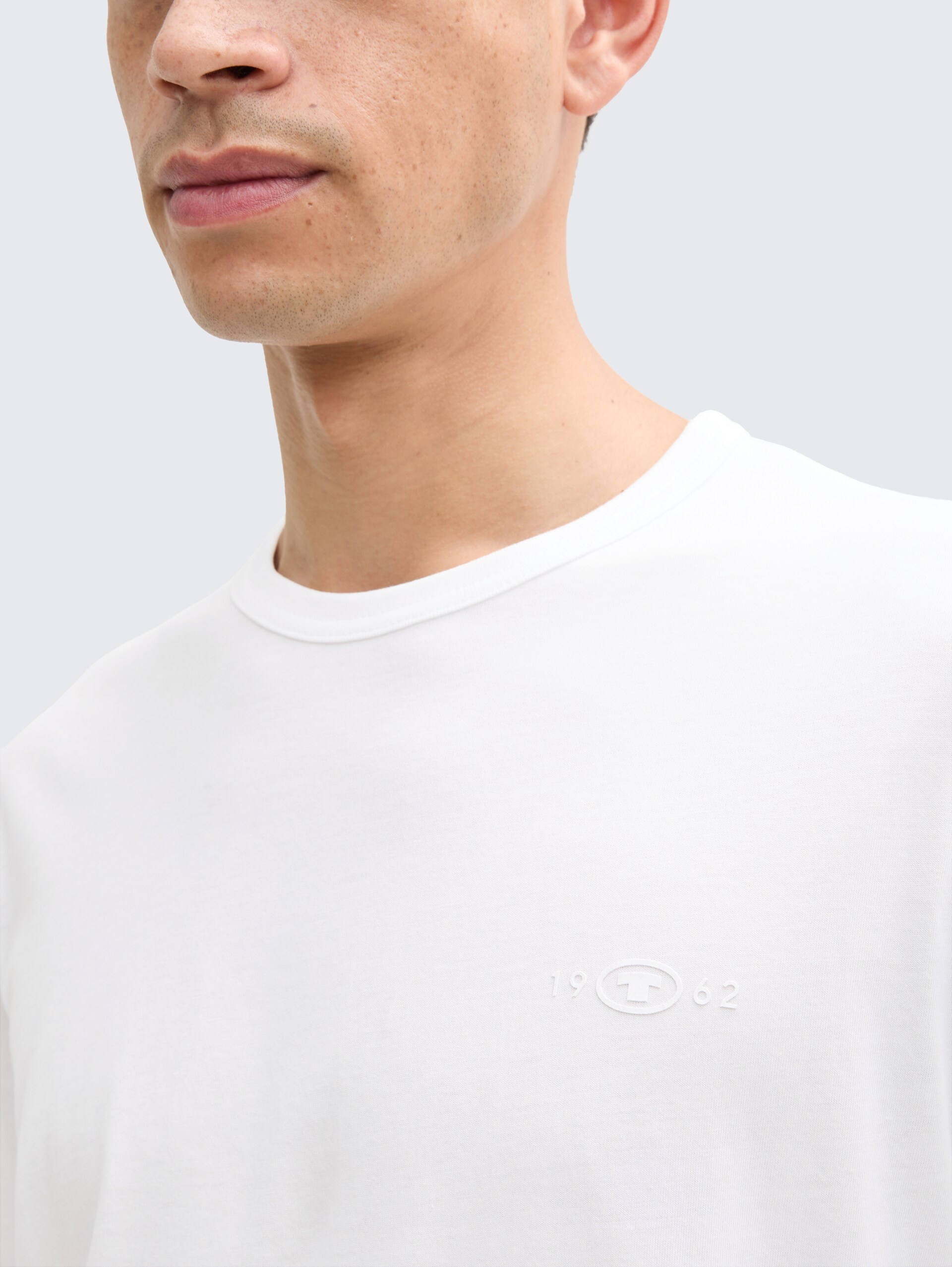 T-Shirts aus Baumwolle mit Logo-Print im 2er-Pack - Black - Detail-Model-Ansicht