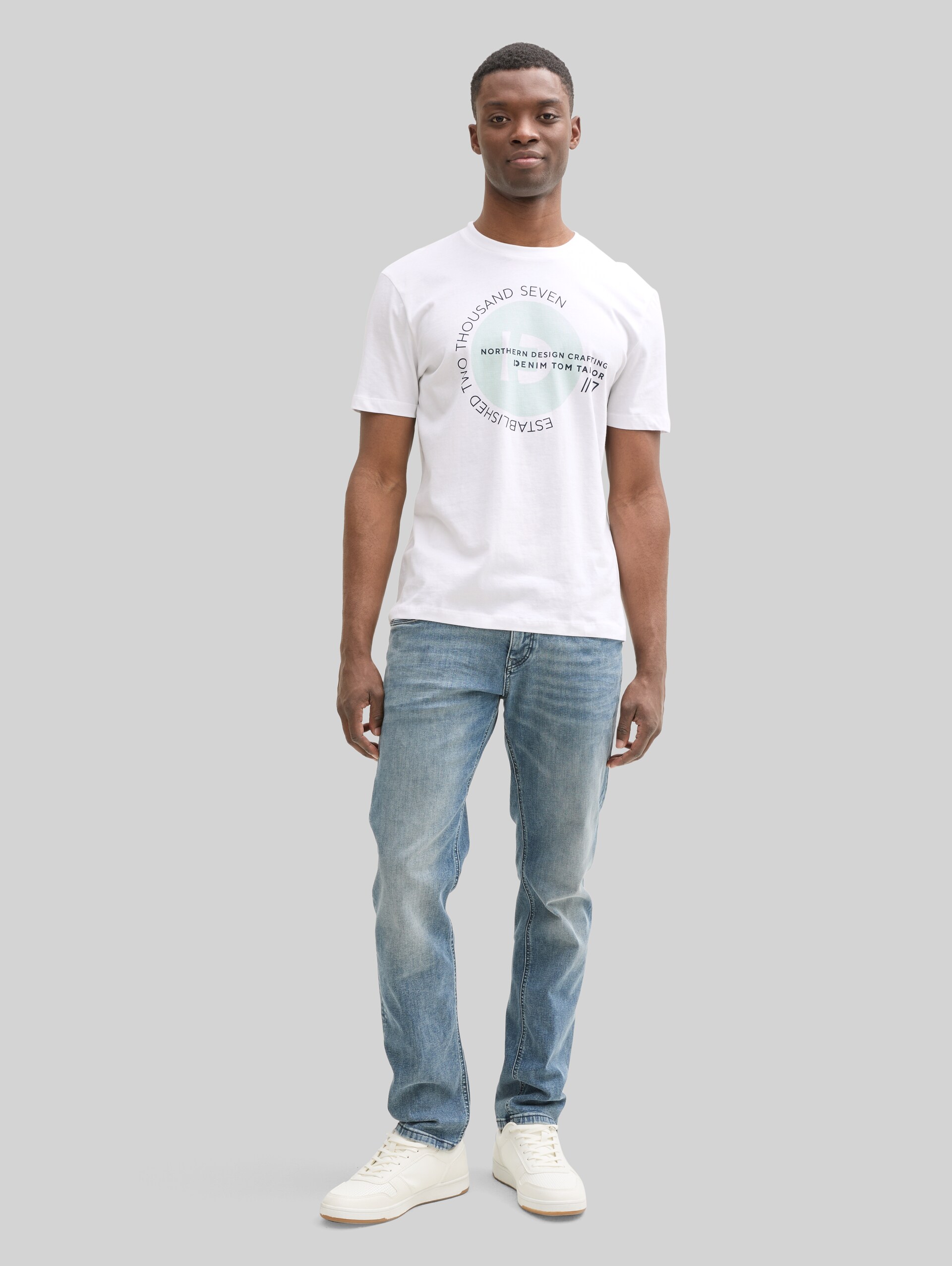 T-Shirts mit Print im 3er-Pack - sky captain blue - Model-Vorderansicht