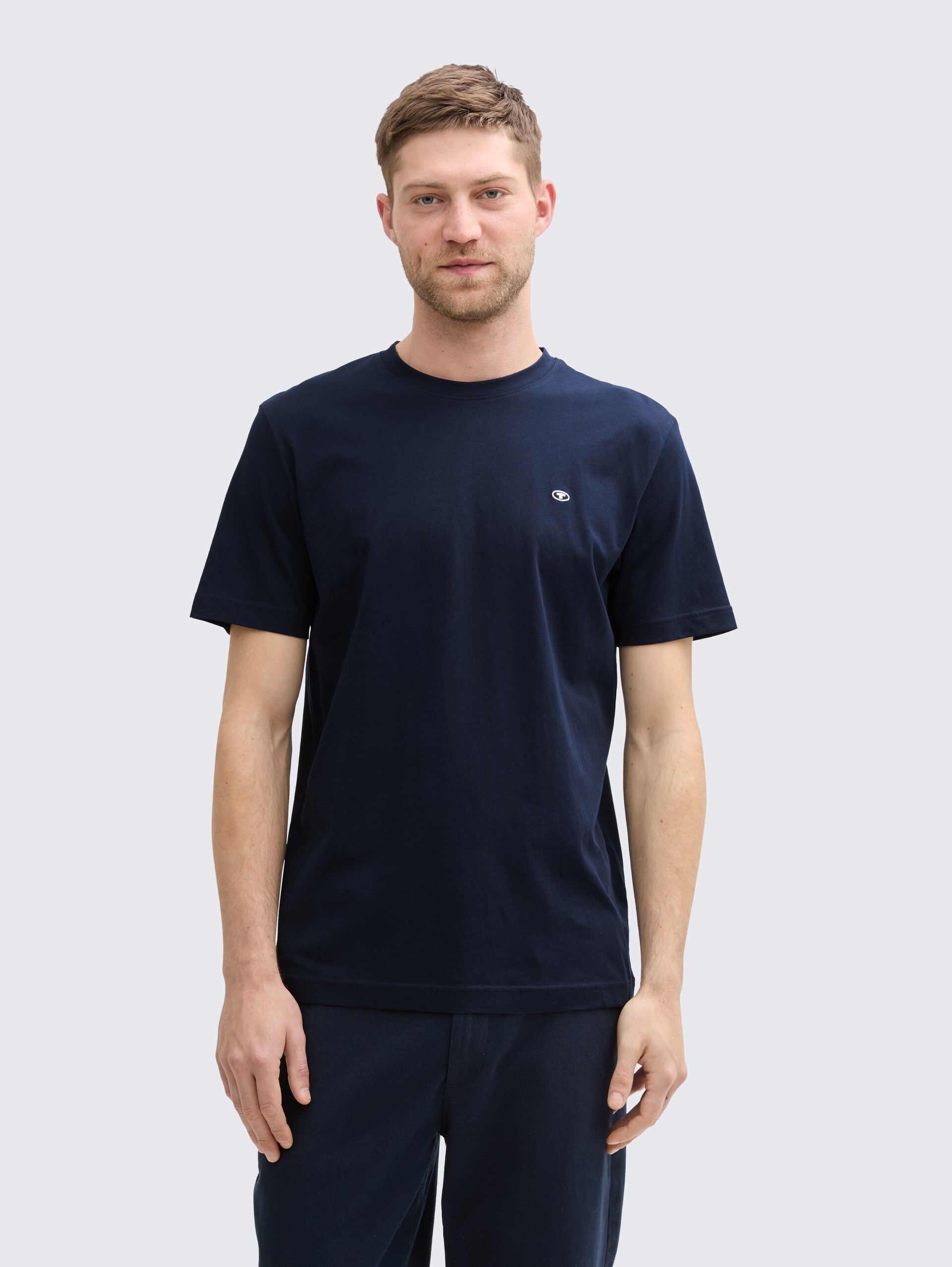 Basic T-Shirts im 3er-Pack - White - Ausschnitt Model-Vorderansicht