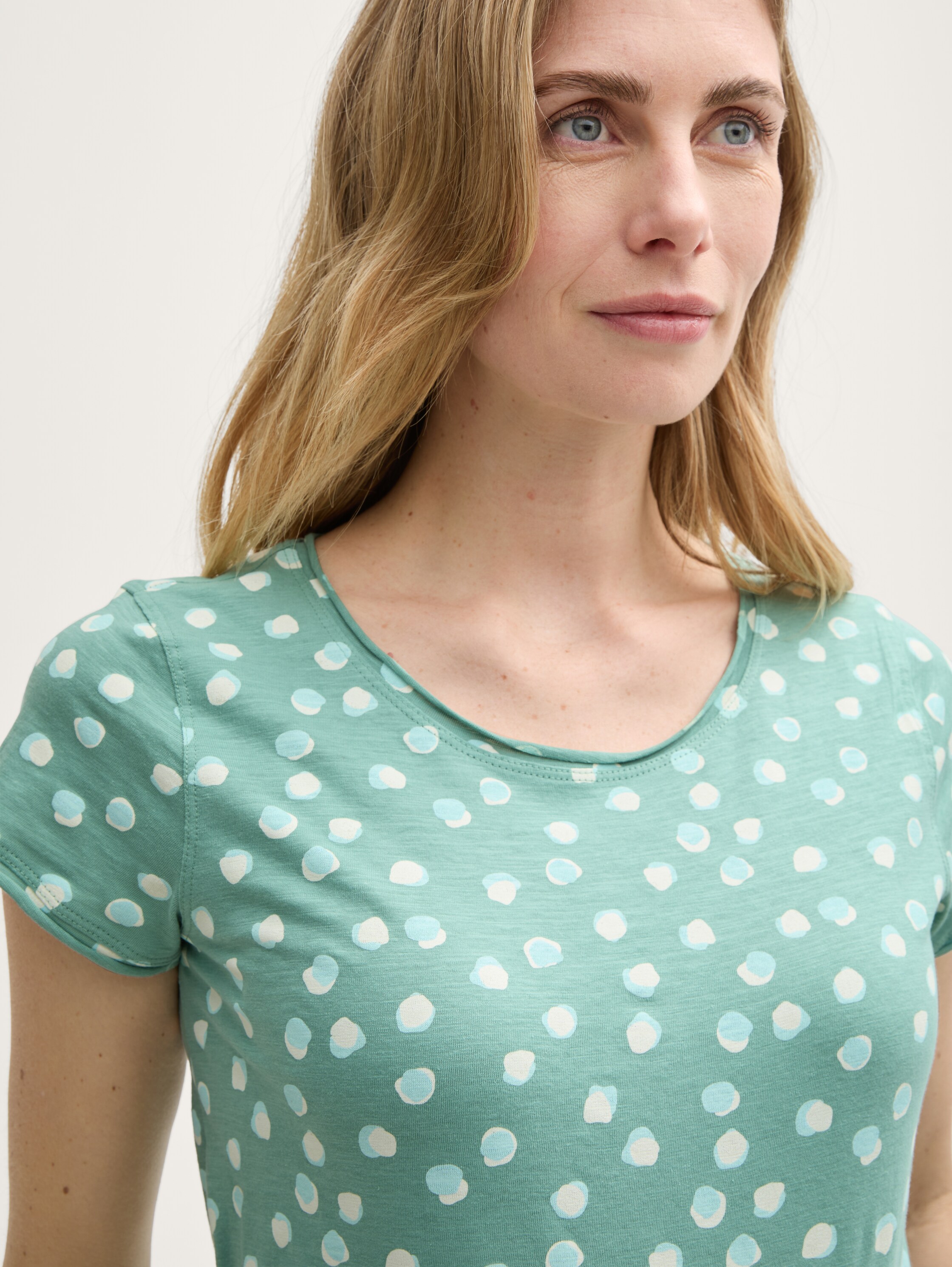 T-Shirt mit Rundhalsausschnitt - 4