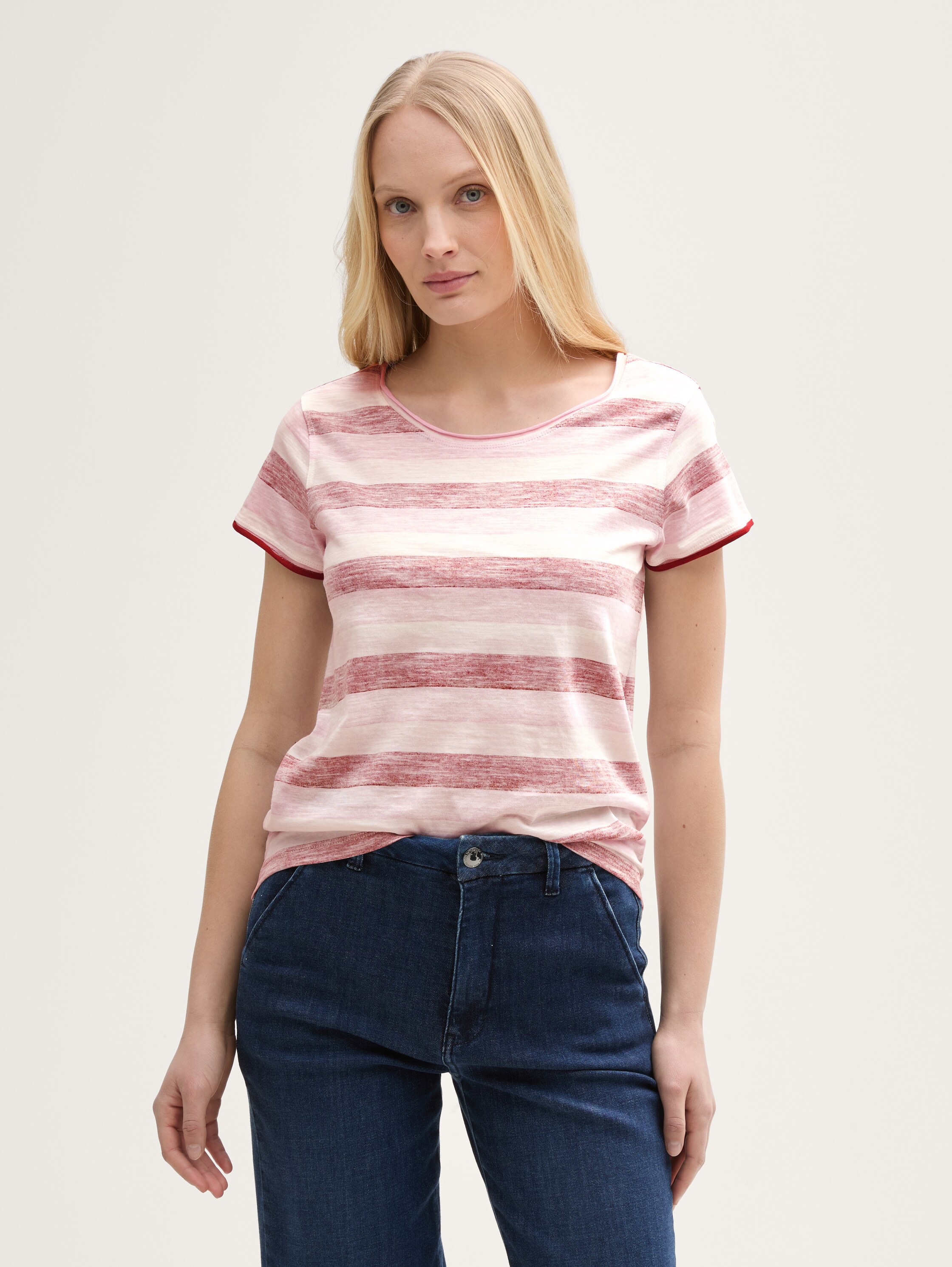 T-Shirt mit Rundhalsausschnitt - 2