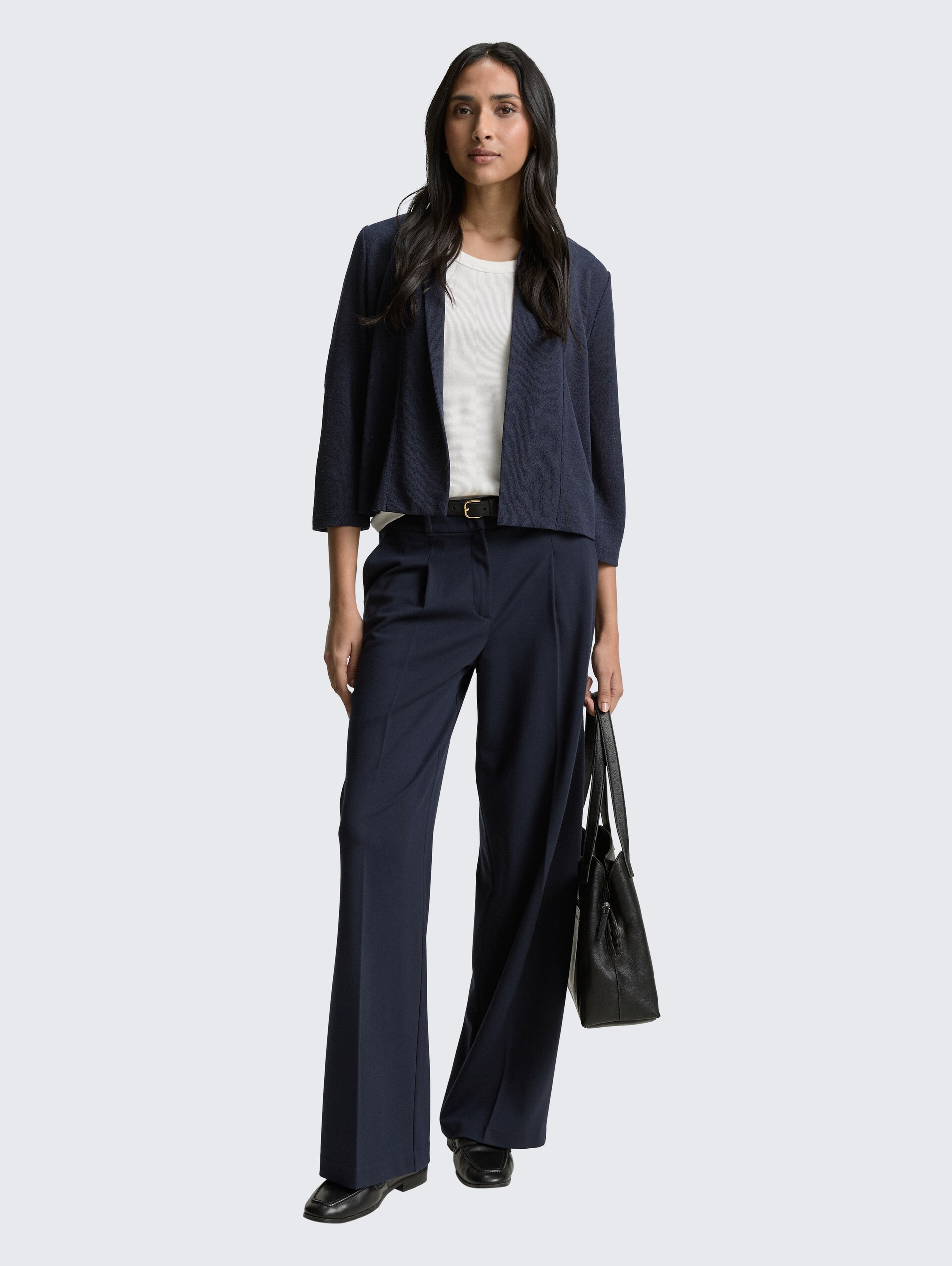 Cardigan mit Schalkragen - sky captain blue - Model-Vorderansicht