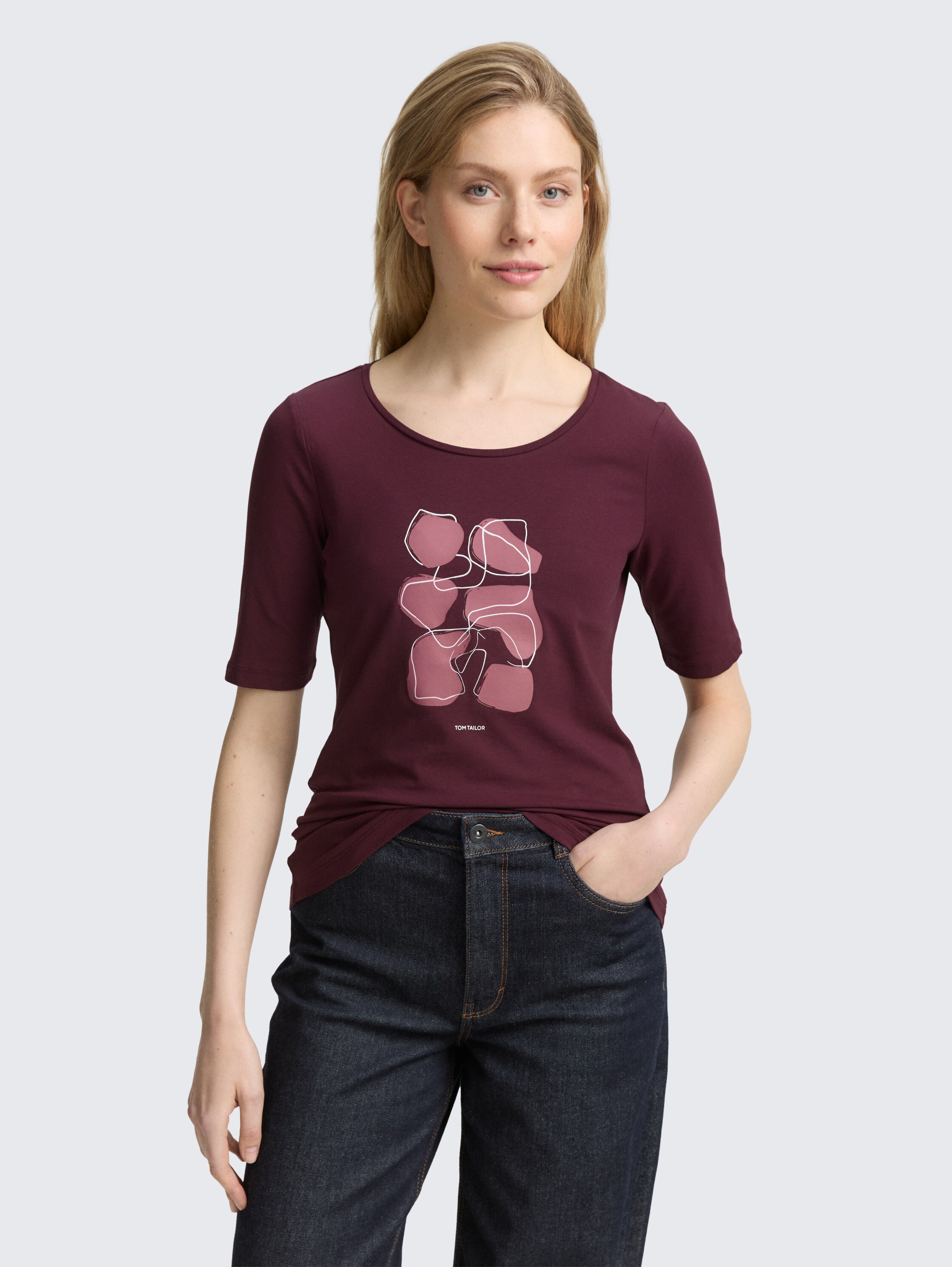 T-shirt met print - bordeaux red - Nek model vooraanzicht