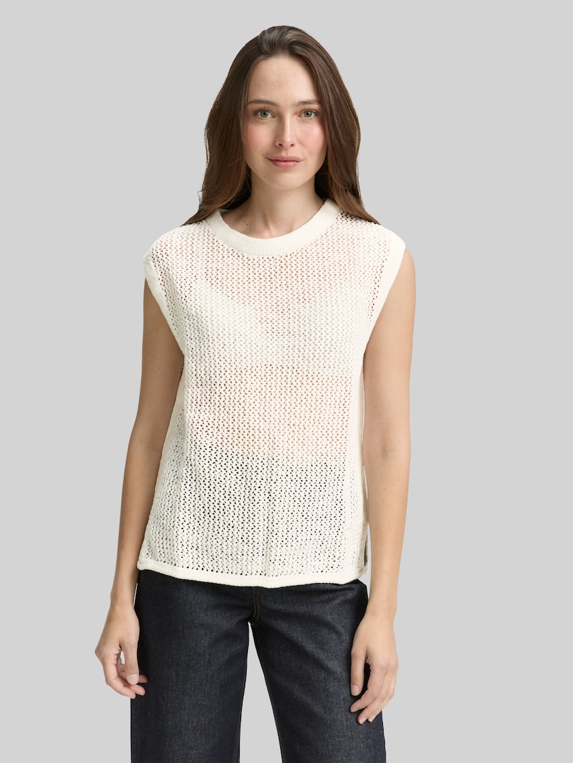 Pullunder mit Lochmuster von Women, Whisper White