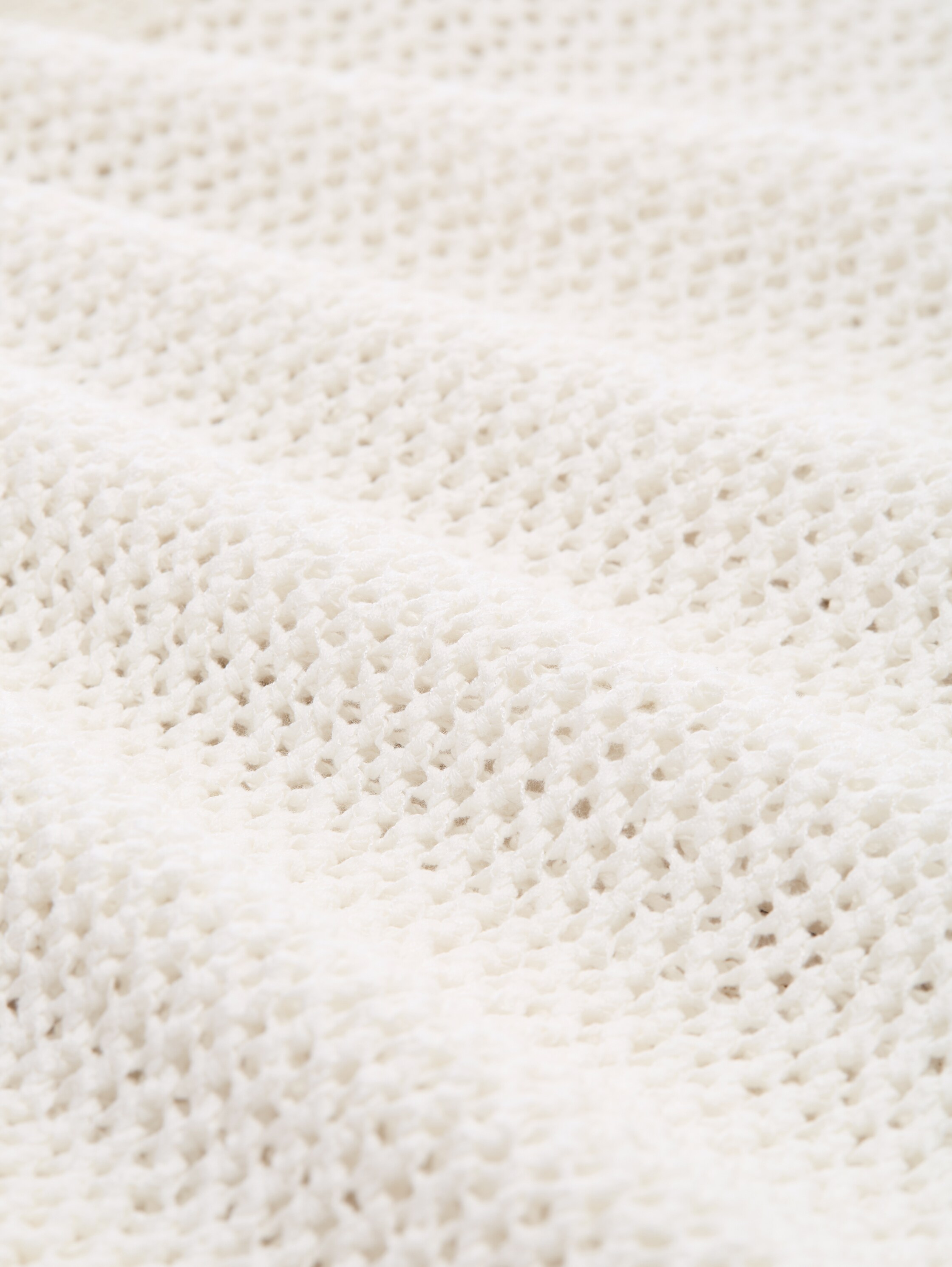 Pullunder mit Lochmuster - whisper_white - 