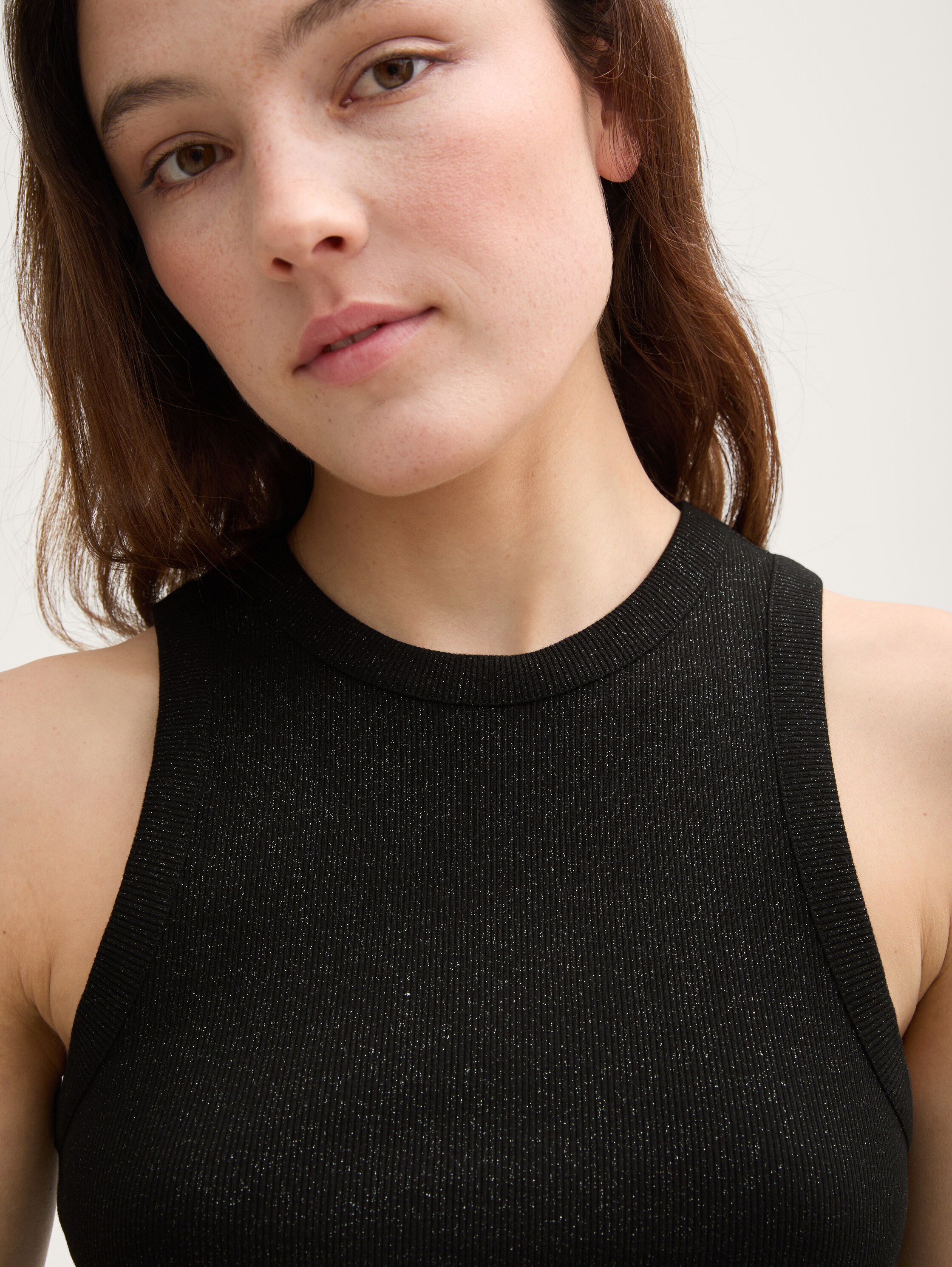 Coated Ripp Top mit Glitzer-Effekt - deep_black_1 - 
