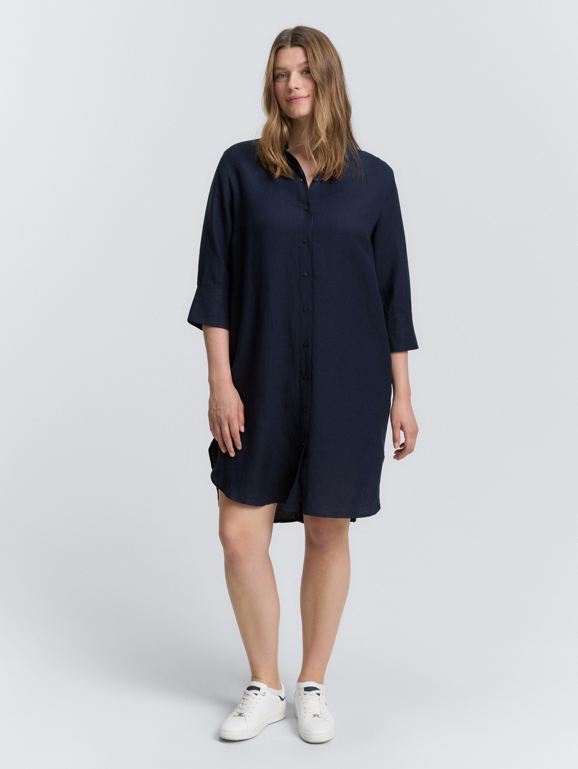 Plus Size - Blusenkleid mit Leinenanteil - sky captain blue - Model-Vorderansicht