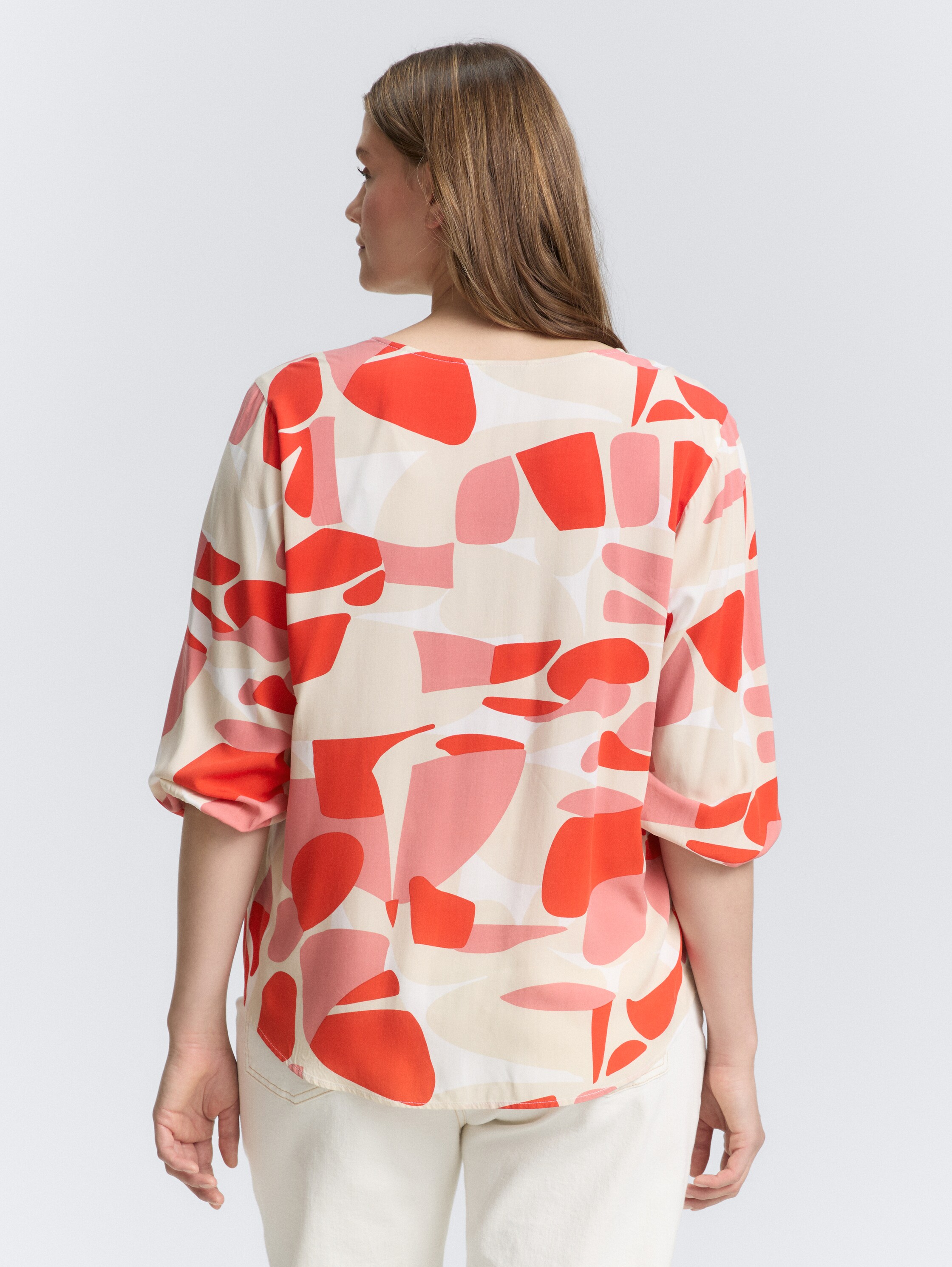 Plus Size - Bluse mit Muster - red_dots_and_shapes_design - 