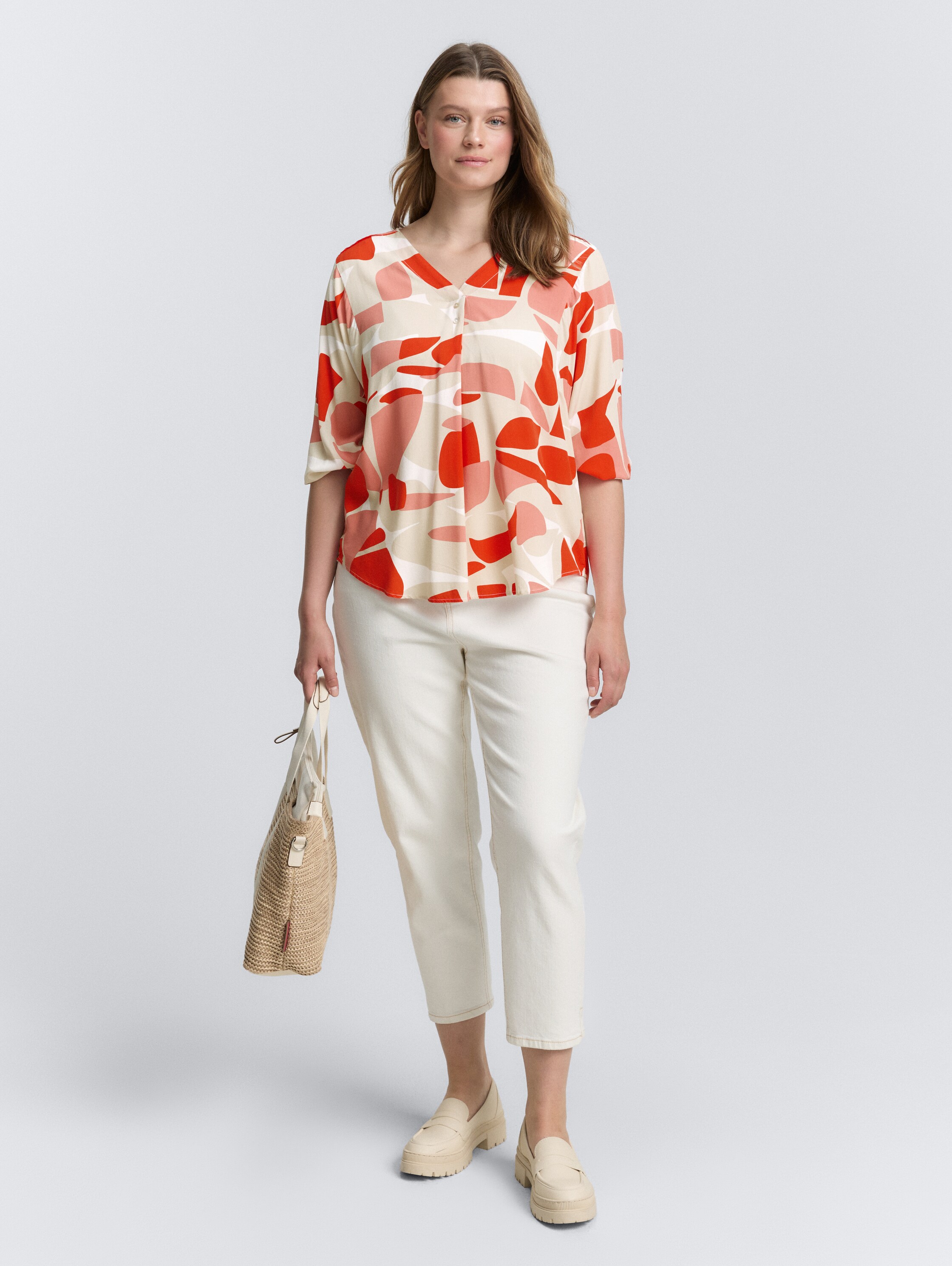 Plus Size - Bluse mit Muster - red_dots_and_shapes_design - 