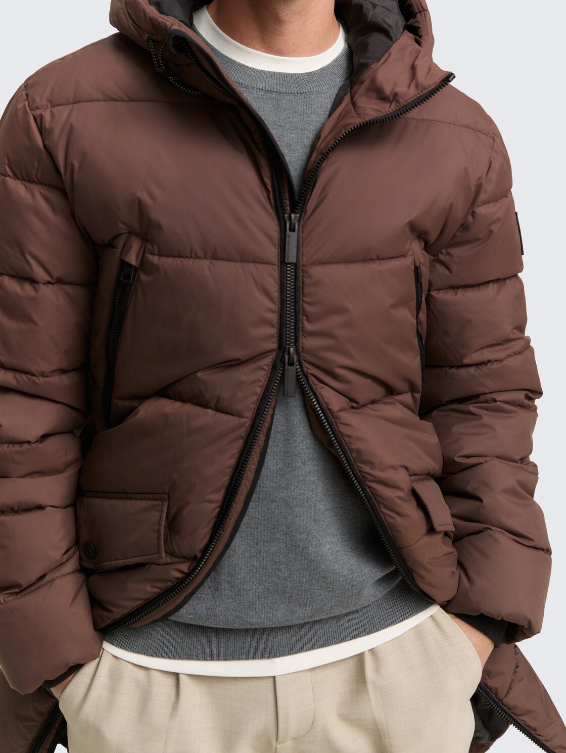 Puffer Parka mit Kapuze - bag brown - Detail-Model-Ansicht