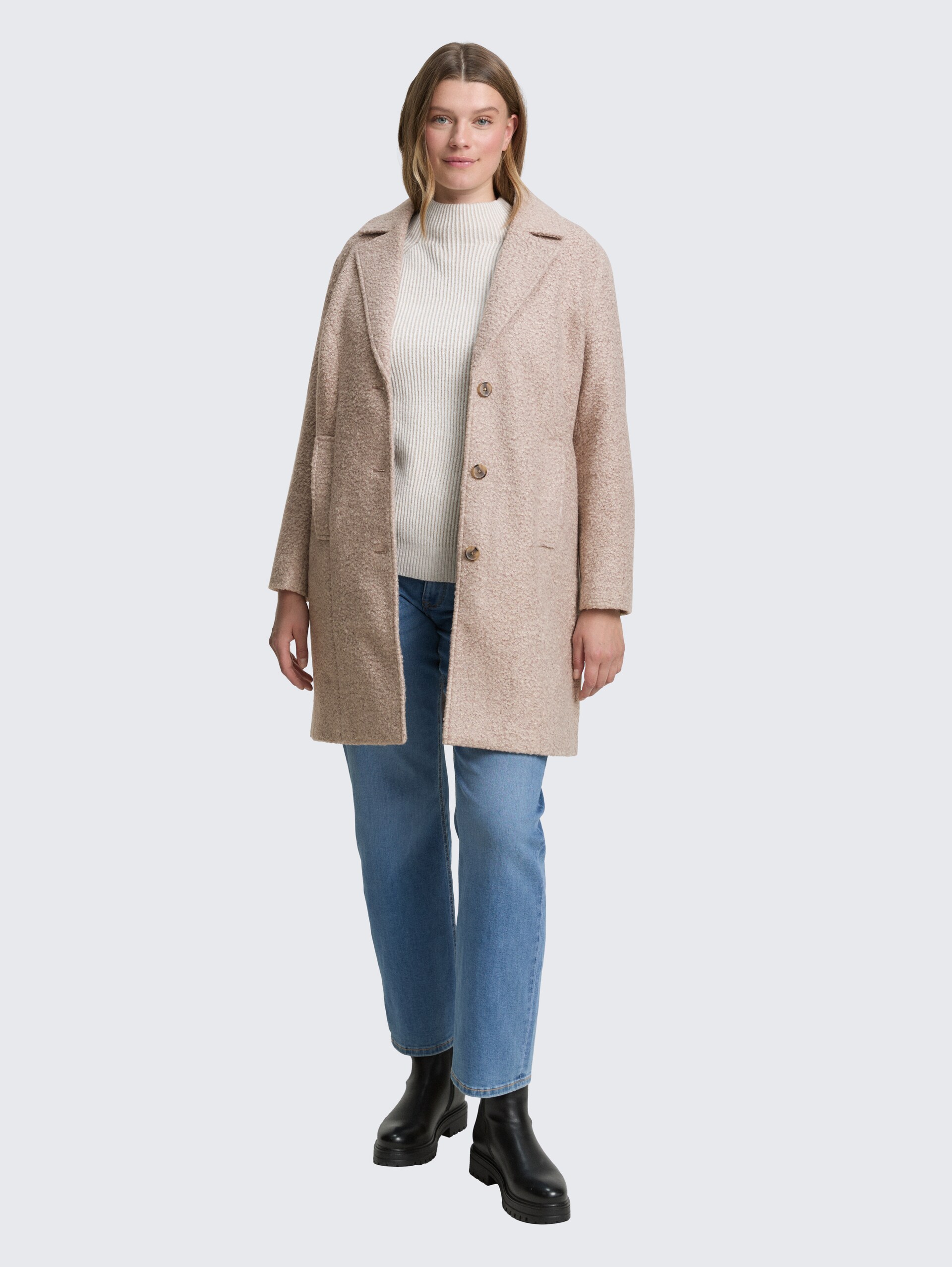 Plus Size - Bouclé Mantel mit Reverskragen - boucle beige melange - Model-Vorderansicht