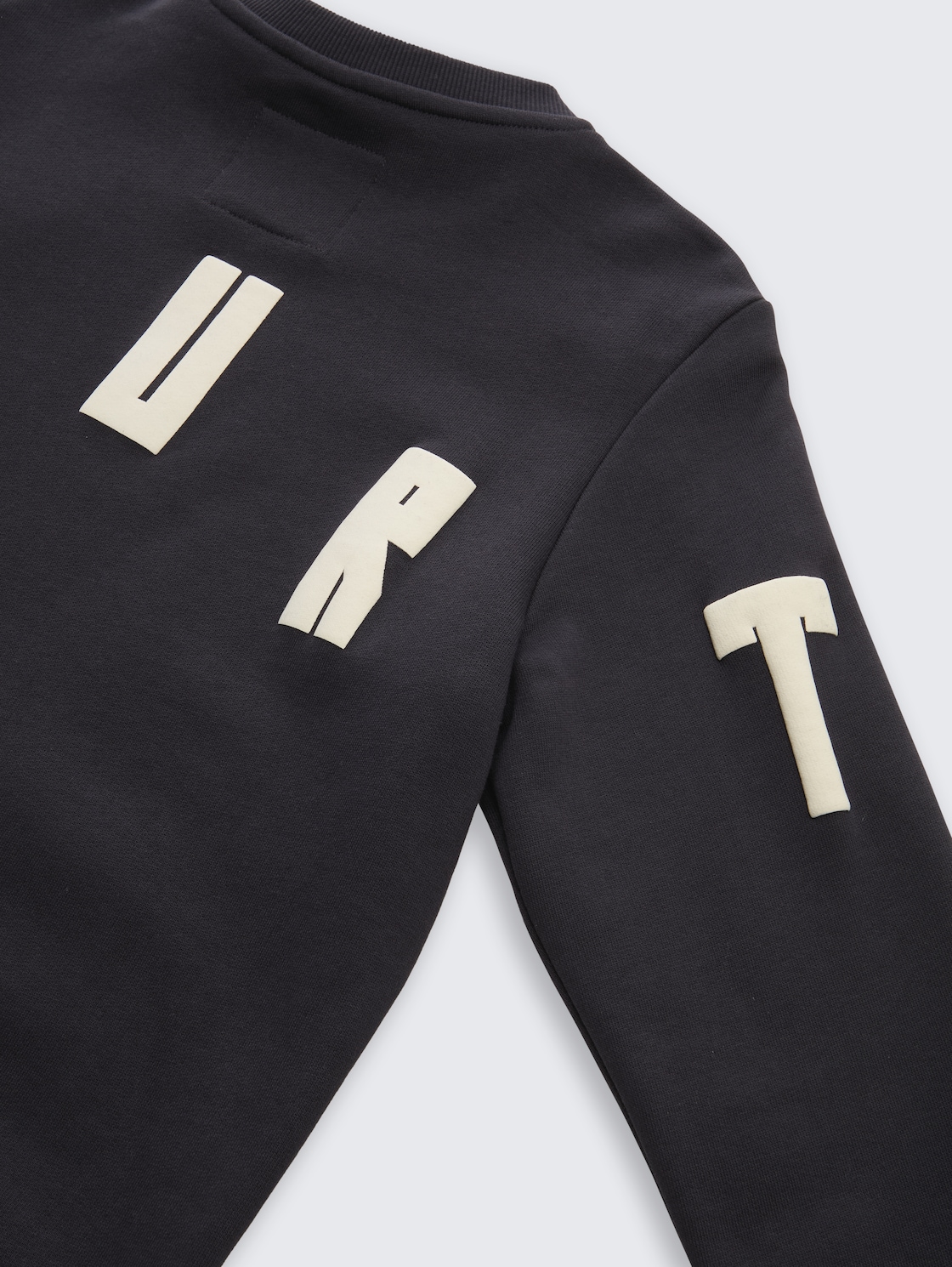 Sweatshirt mit Print - coal grey - Detail-Model-Ansicht