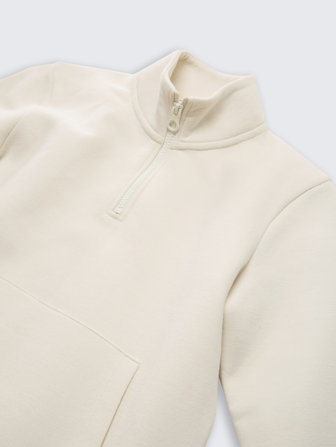 Troyer Sweatshirt - greyish white - Detail-Model-Ansicht