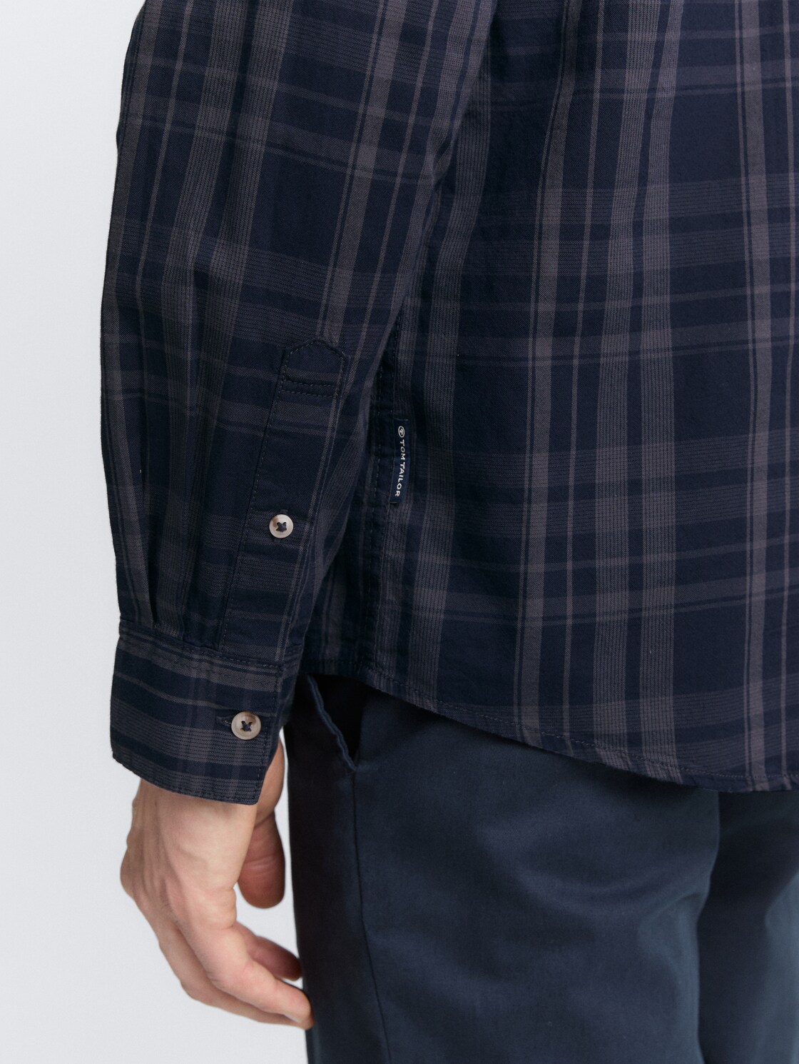 Regular Fit Hemd mit Karo-Muster - navy tonal check - Detail-Model-Ansicht