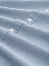 Regular Fit Kurzarmhemd aus Baumwolle - real teal blue chambray - Material-Ansicht