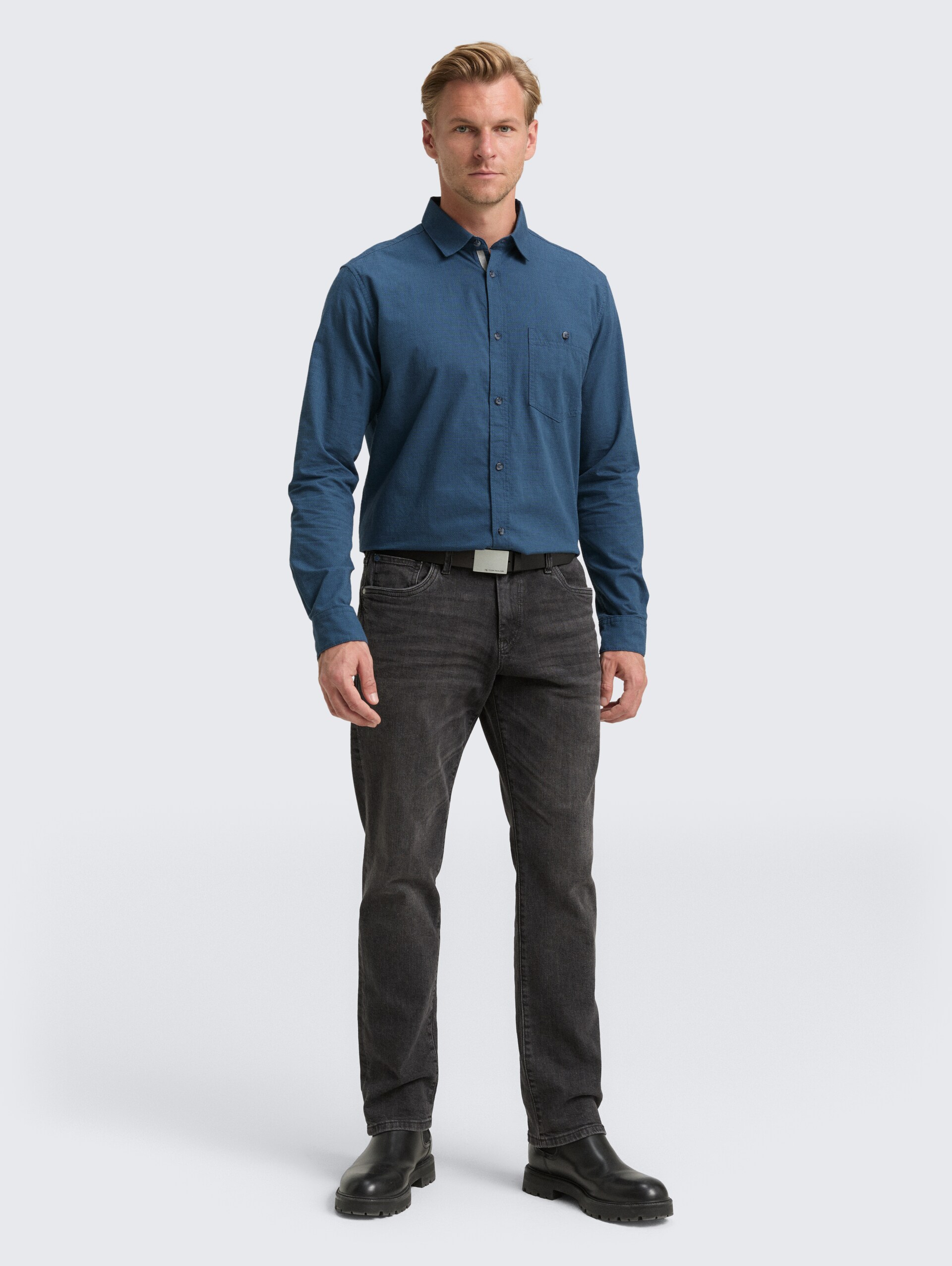 Regular Fit Hemd mit Brusttasche - teal navy horizontal structure - Model-Vorderansicht
