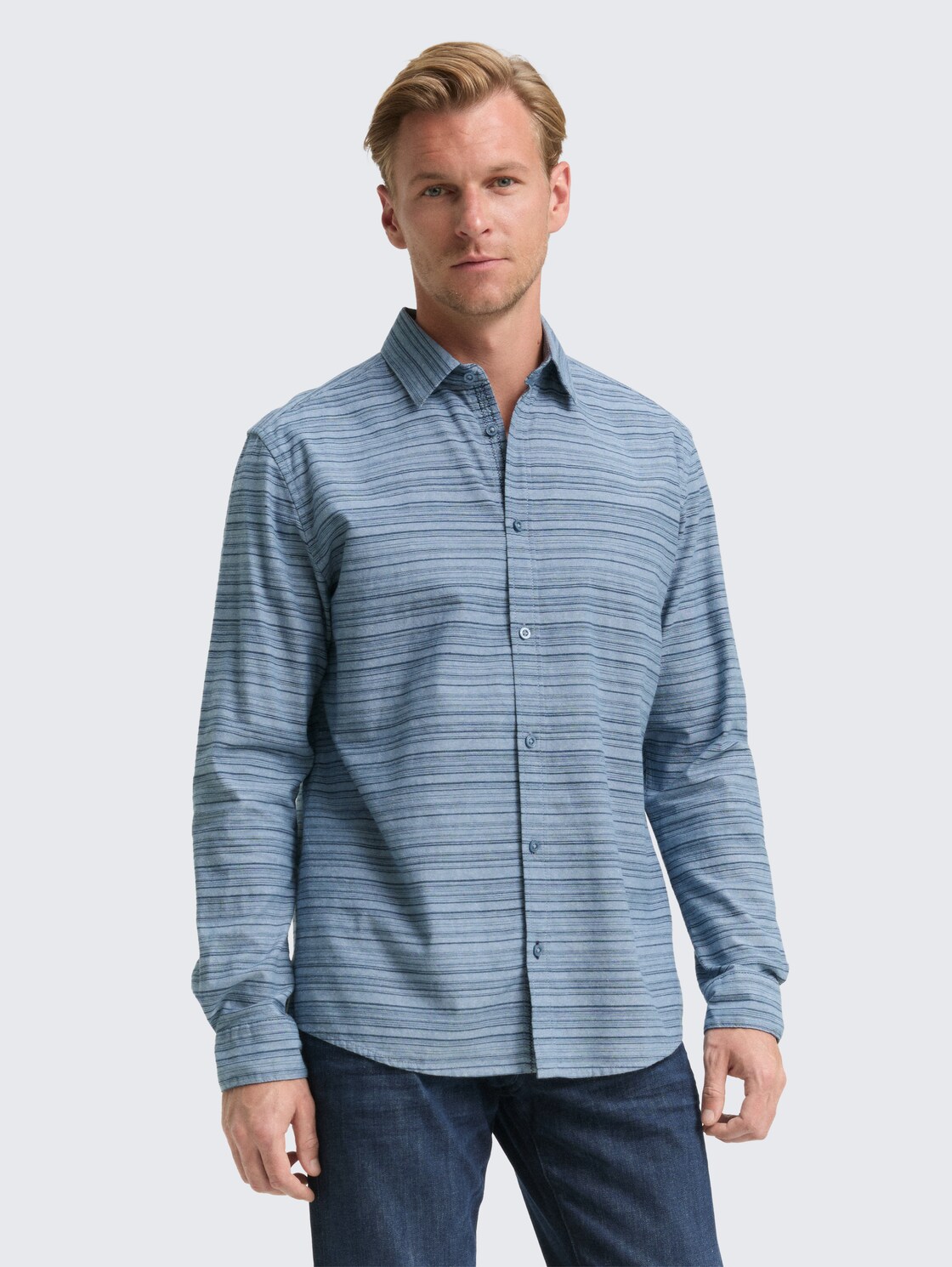 Regular Fit Hemd mit Streifenmuster - teal blue varied cross stripe - Ausschnitt Model-Vorderansicht