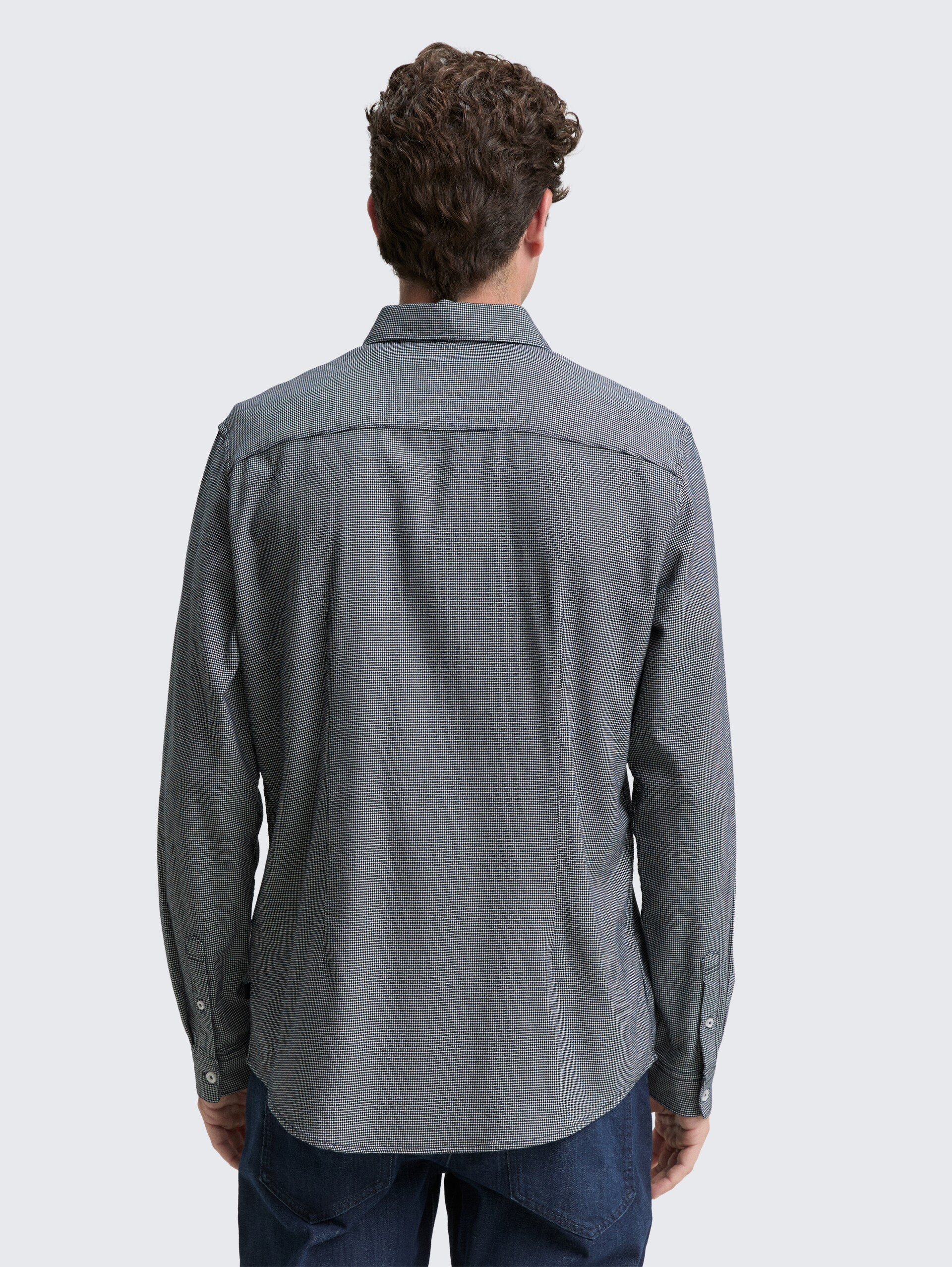Slim Fit Hemd mit Stretch - navy squared structure - Auschnitt Model-Rückansicht