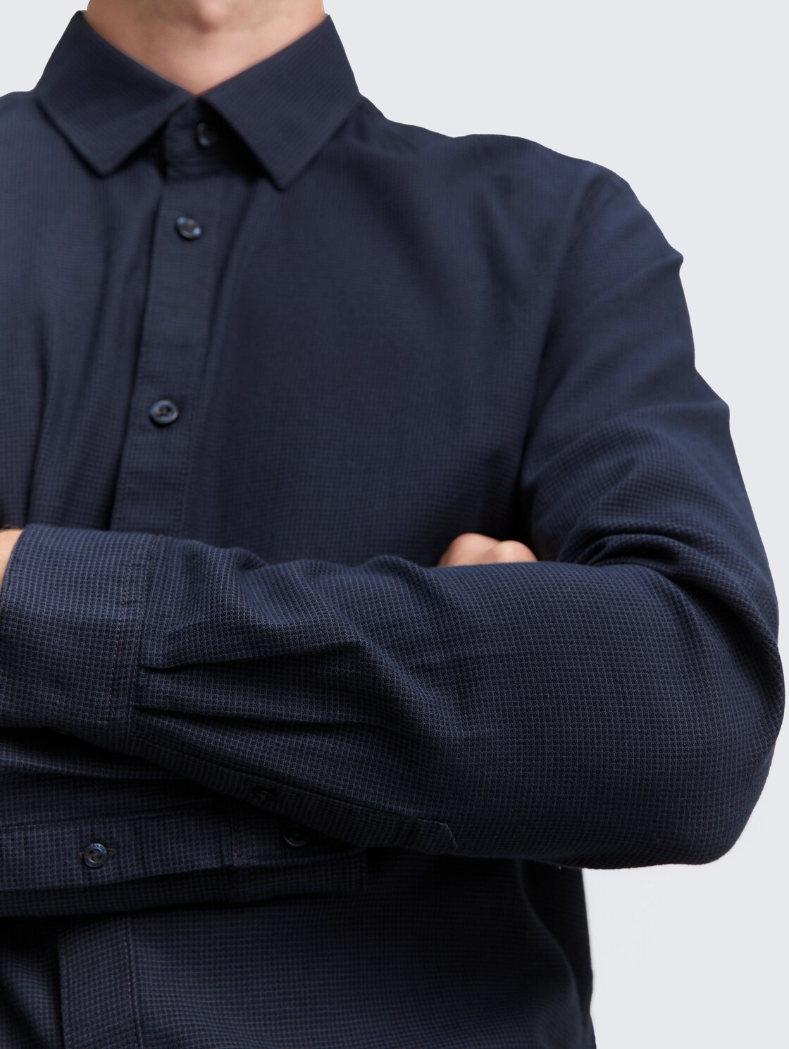 Slim Fit Hemd mit Stretch - navy tonal squared structure - Detail-Model-Ansicht