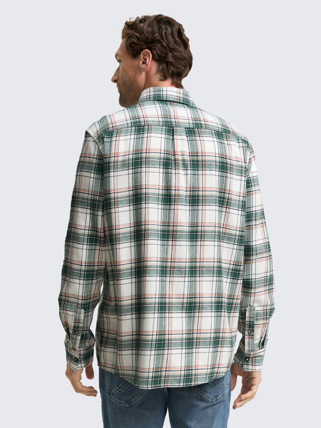 Comfort Fit Flanell-Hemd mit Karomuster - off white multicolor check - Auschnitt Model-Rückansicht