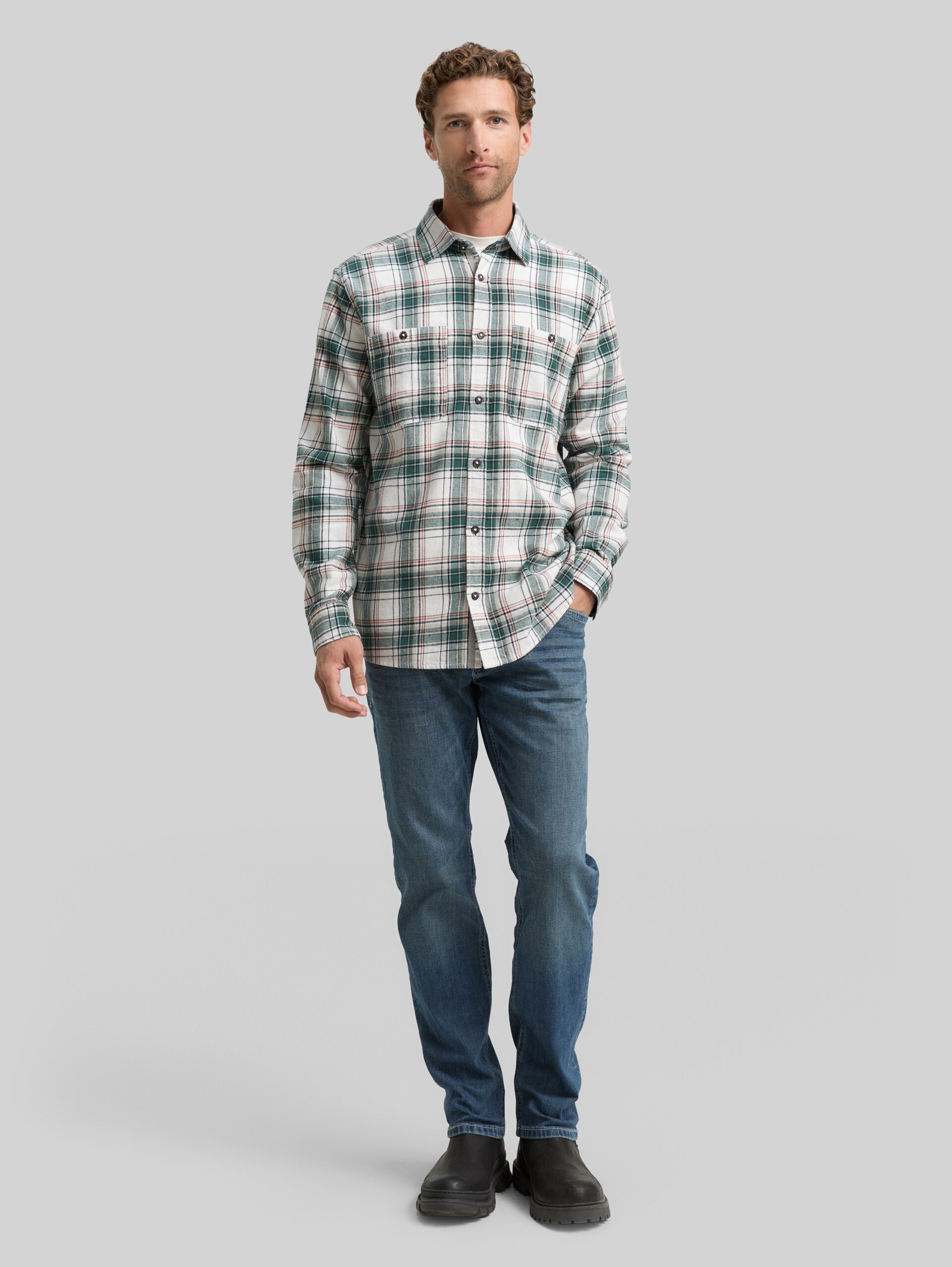 Comfort Fit Flanell-Hemd mit Karomuster - off white multicolor check - Model-Vorderansicht