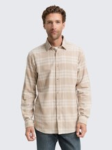 Regular Fit Hemd mit Logo-Stickerei - light cashmere tonal check - Ausschnitt Model-Vorderansicht