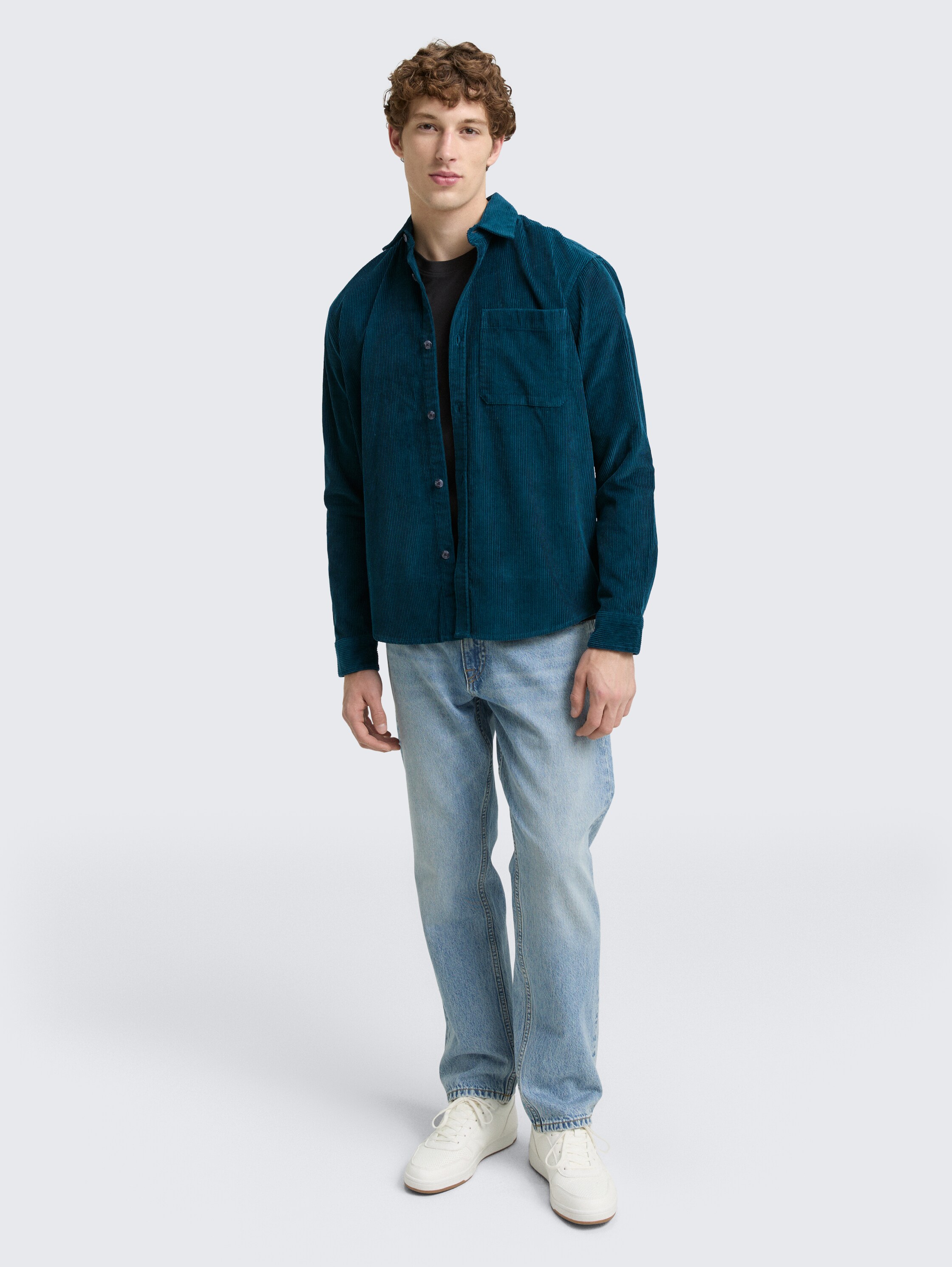 Relaxed fit corduroy shirt with breast pocket - deep_pond_green - 
