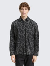 Survêtement avec poche poitrine - night grey big pixel print - Découpe Vue de face du modèle
