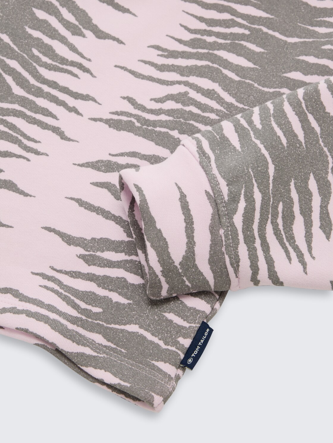 Cropped Hoodie Sweatshirt mit Muster - rose zebra design - Detail-Model-Ansicht