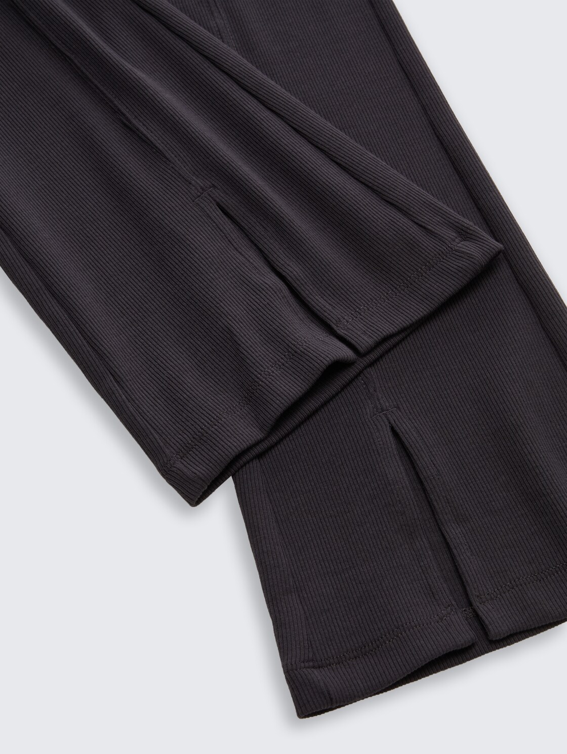 Flared Leggings mit Schlitz-Detail - coal grey