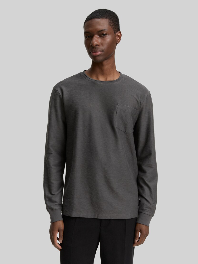 Langarmshirt mit Brusttasche von Denim Male, ash grey
