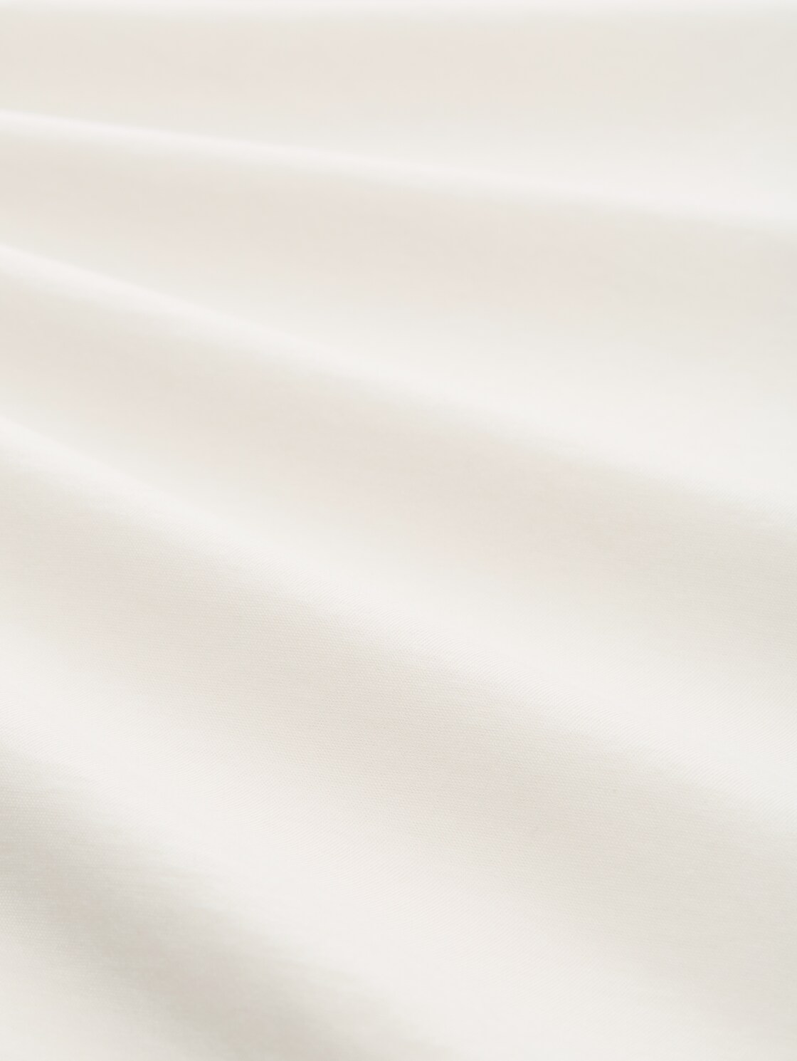 Basic T-Shirt in Unifarben - Gardenia White - Material-Ansicht