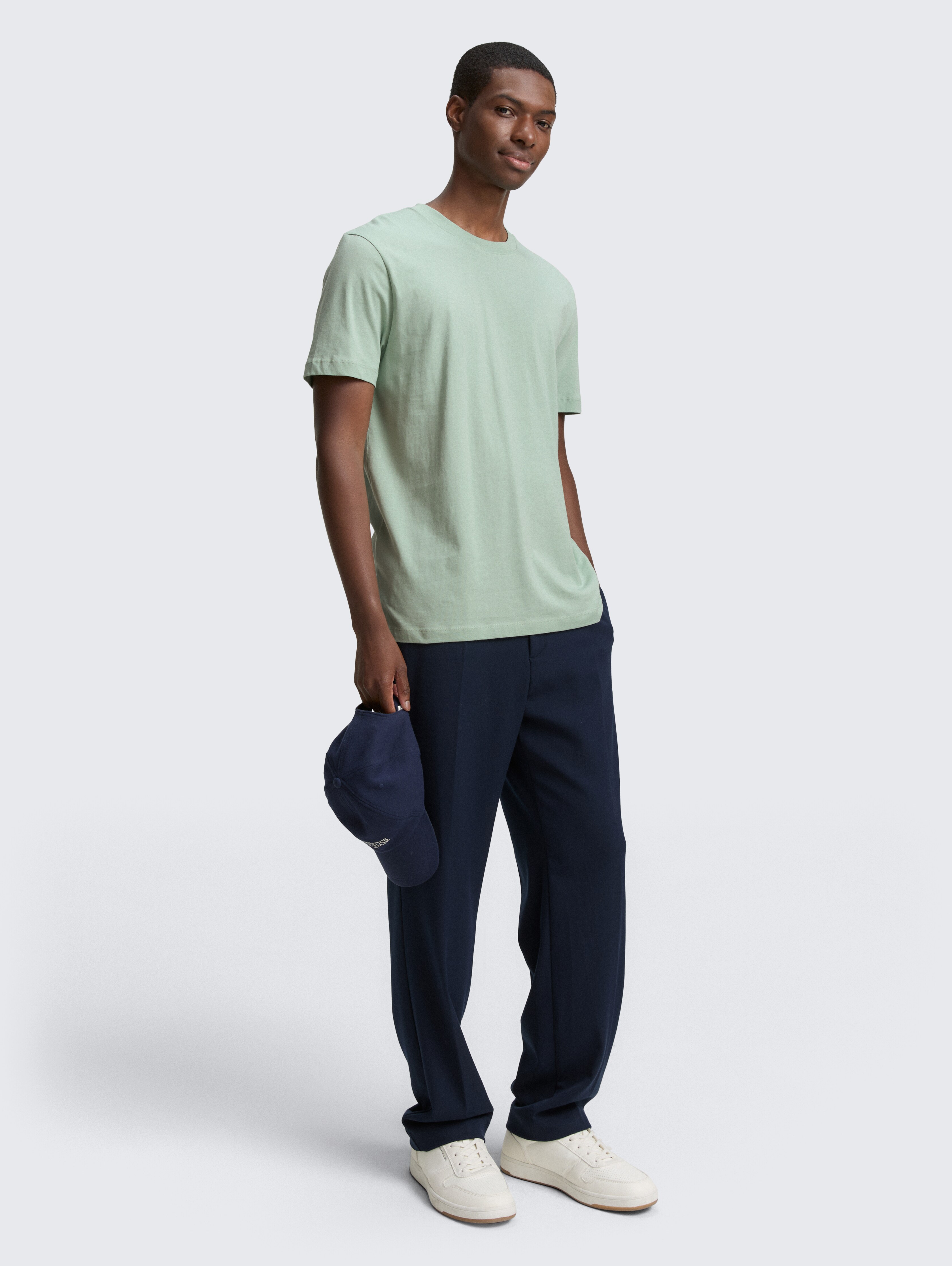Basic T-Shirt in Unifarben von Denim Male, Fresh Mint Green