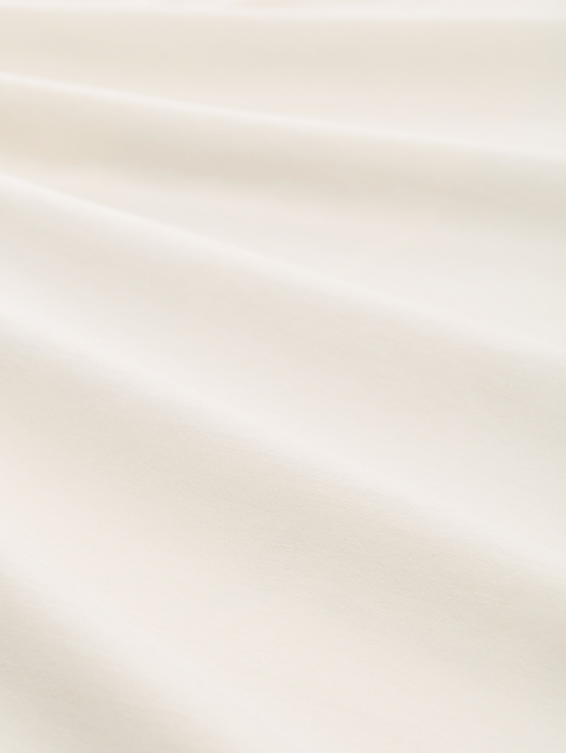T-Shirt mit Fotoprint - Gardenia White - Material-Ansicht
