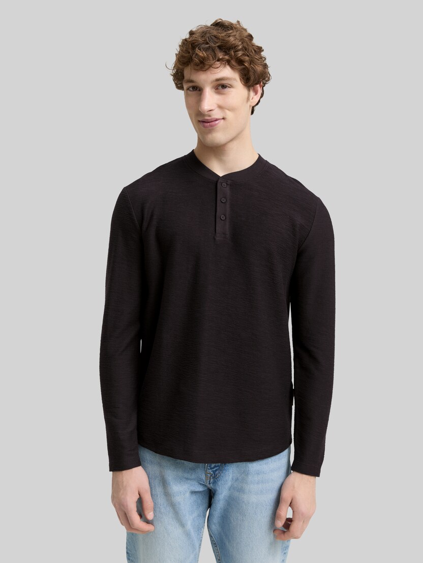 Henley Langarmshirt von Denim Male, Night Watch Black