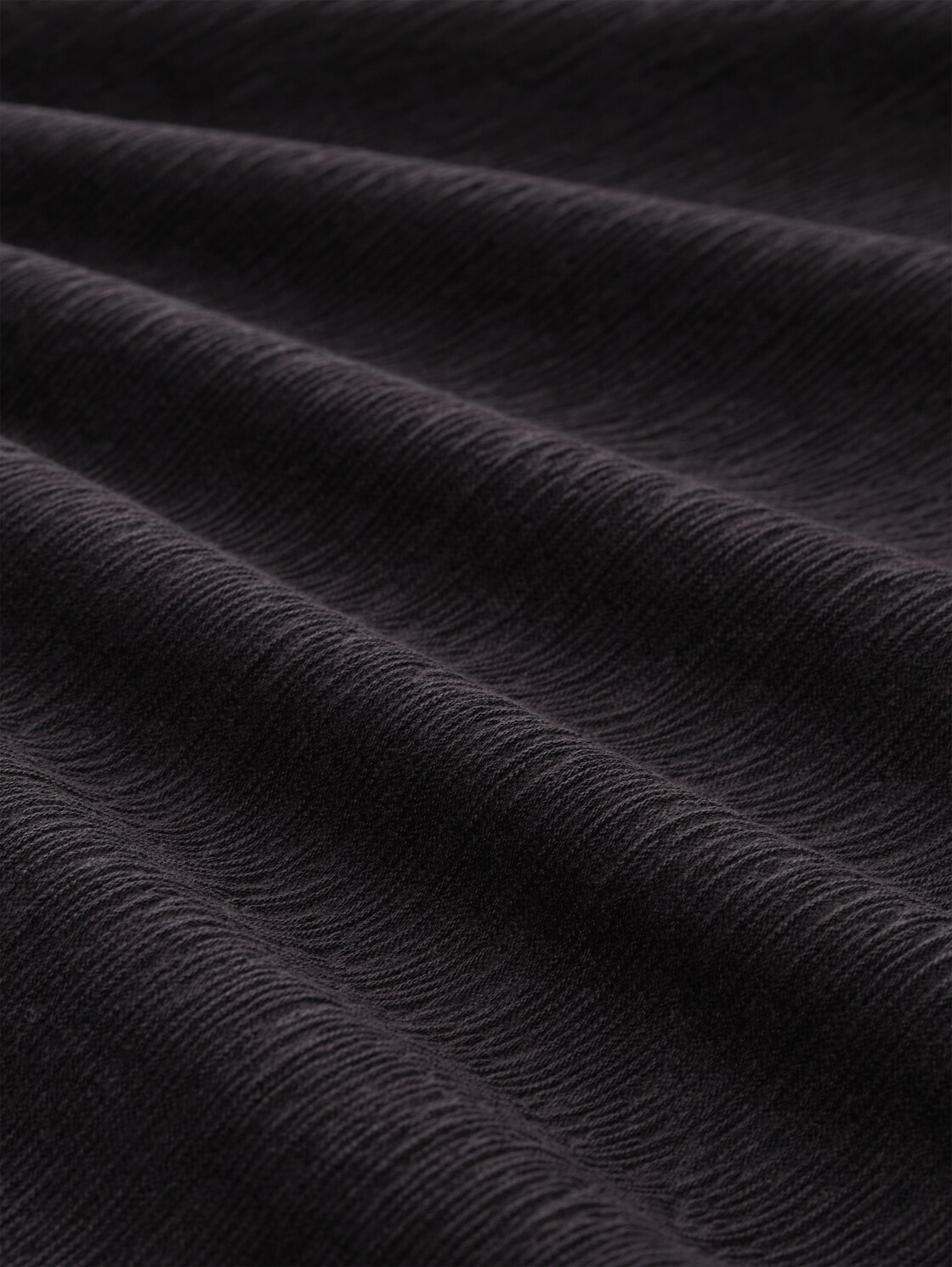 Henley Langarmshirt - Night Watch Black - Material-Ansicht