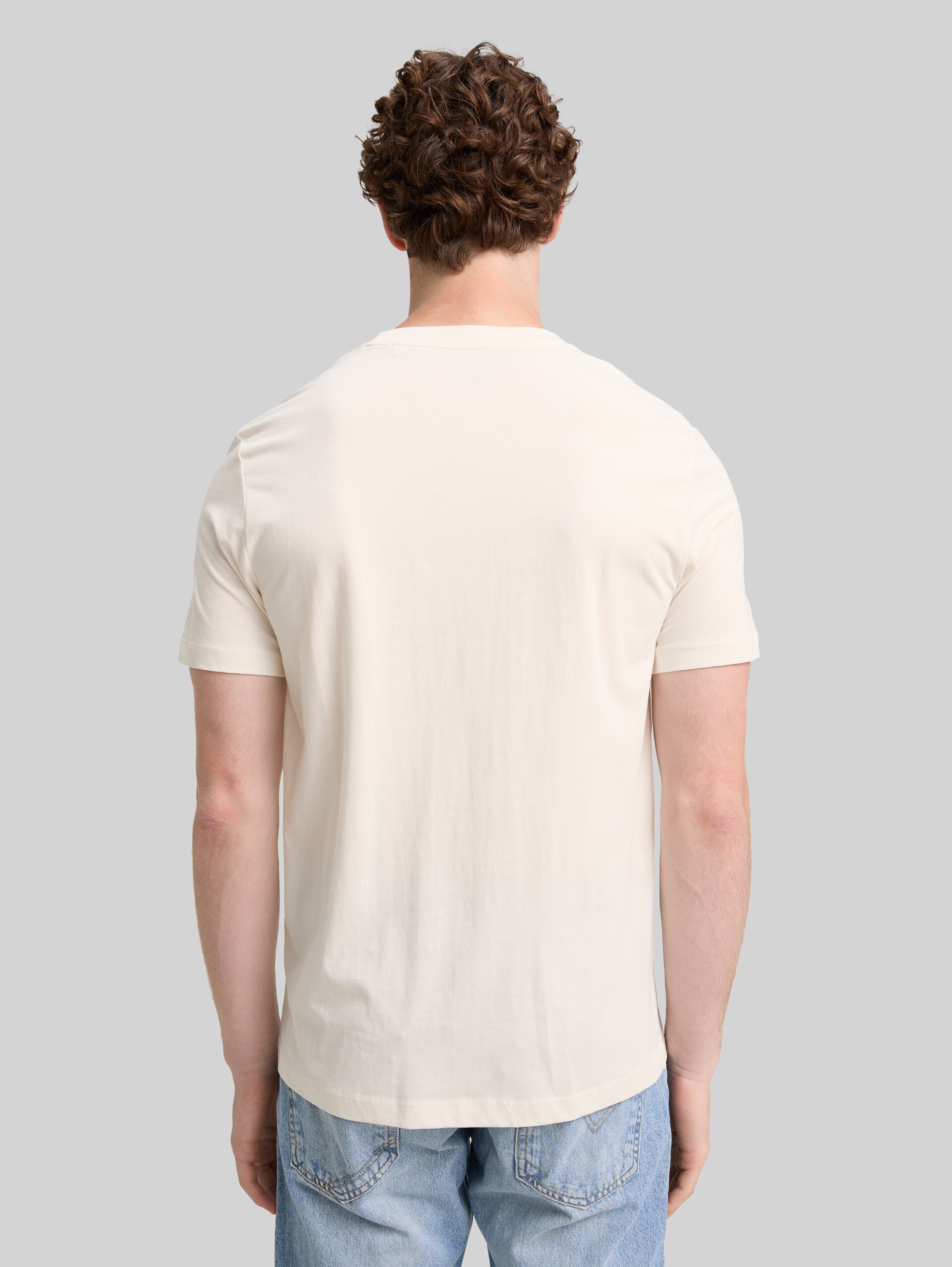 T-shirt with print - Gardenia White - Neckline model-back view