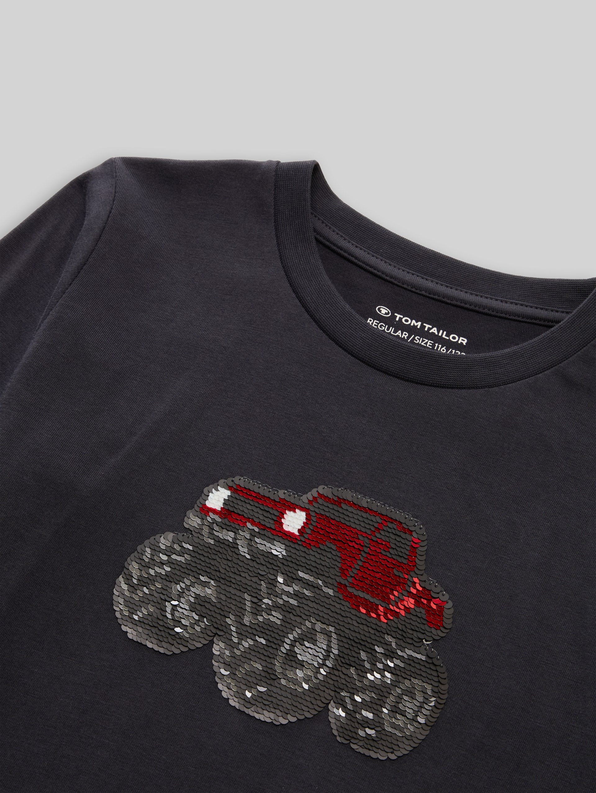 Langarmshirt mit Wendepailletten - coal grey - Detail-Model-Ansicht