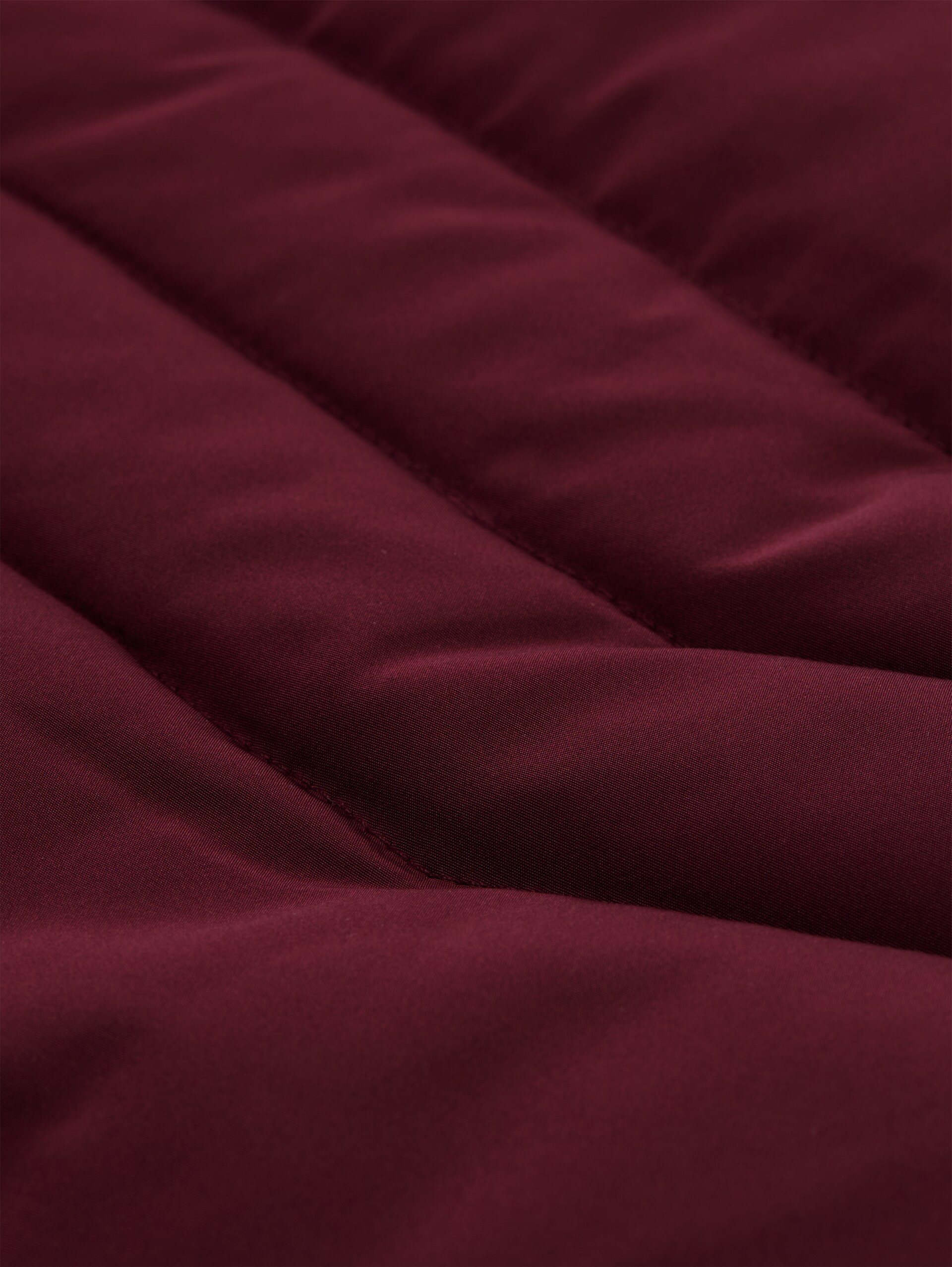Puffer jacket with detachable hood - bordeaux red - Product detail view