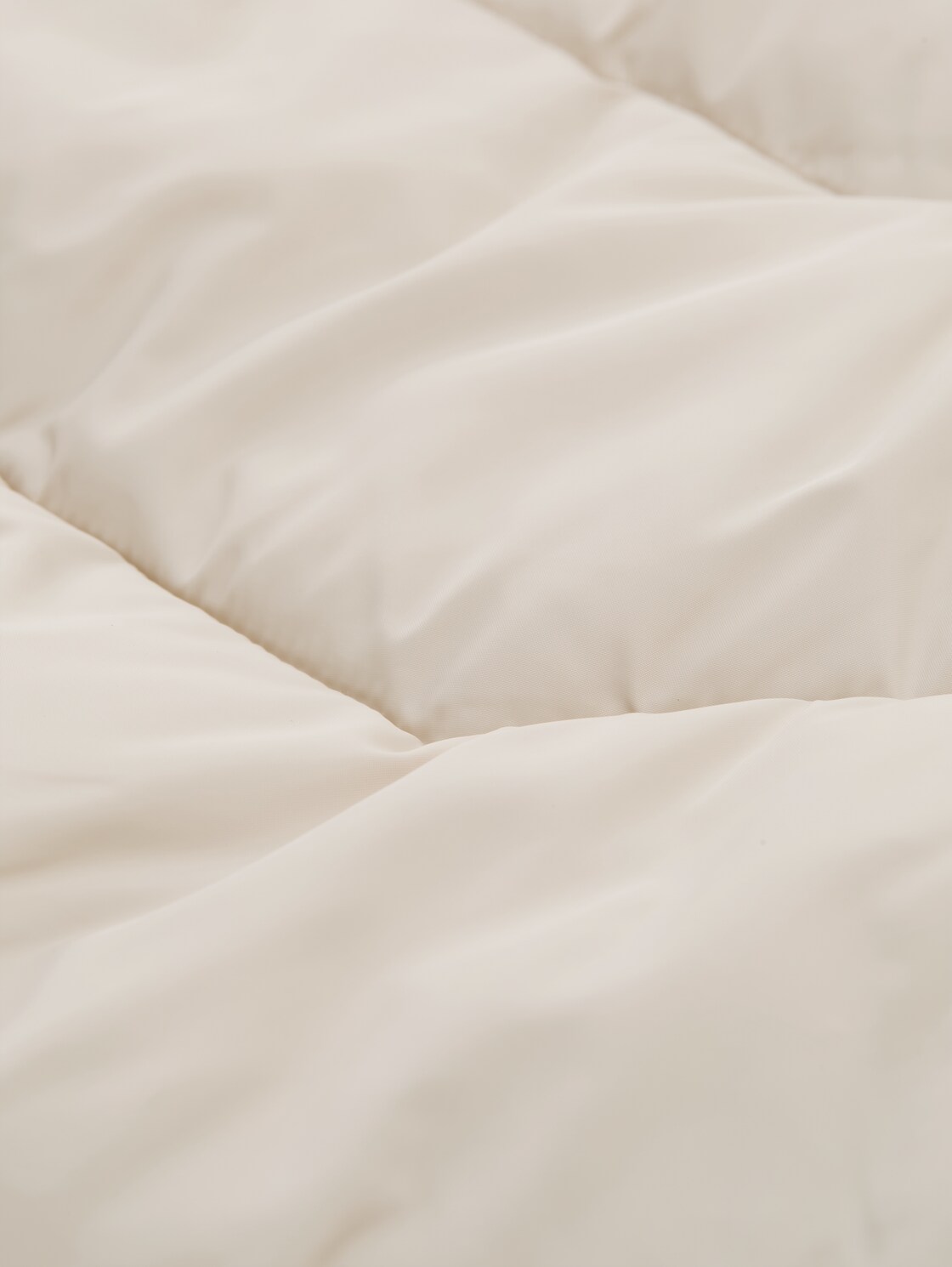 Puffer-Mantel mit Kapuze - cold beige - Produkt-Detail-Ansicht