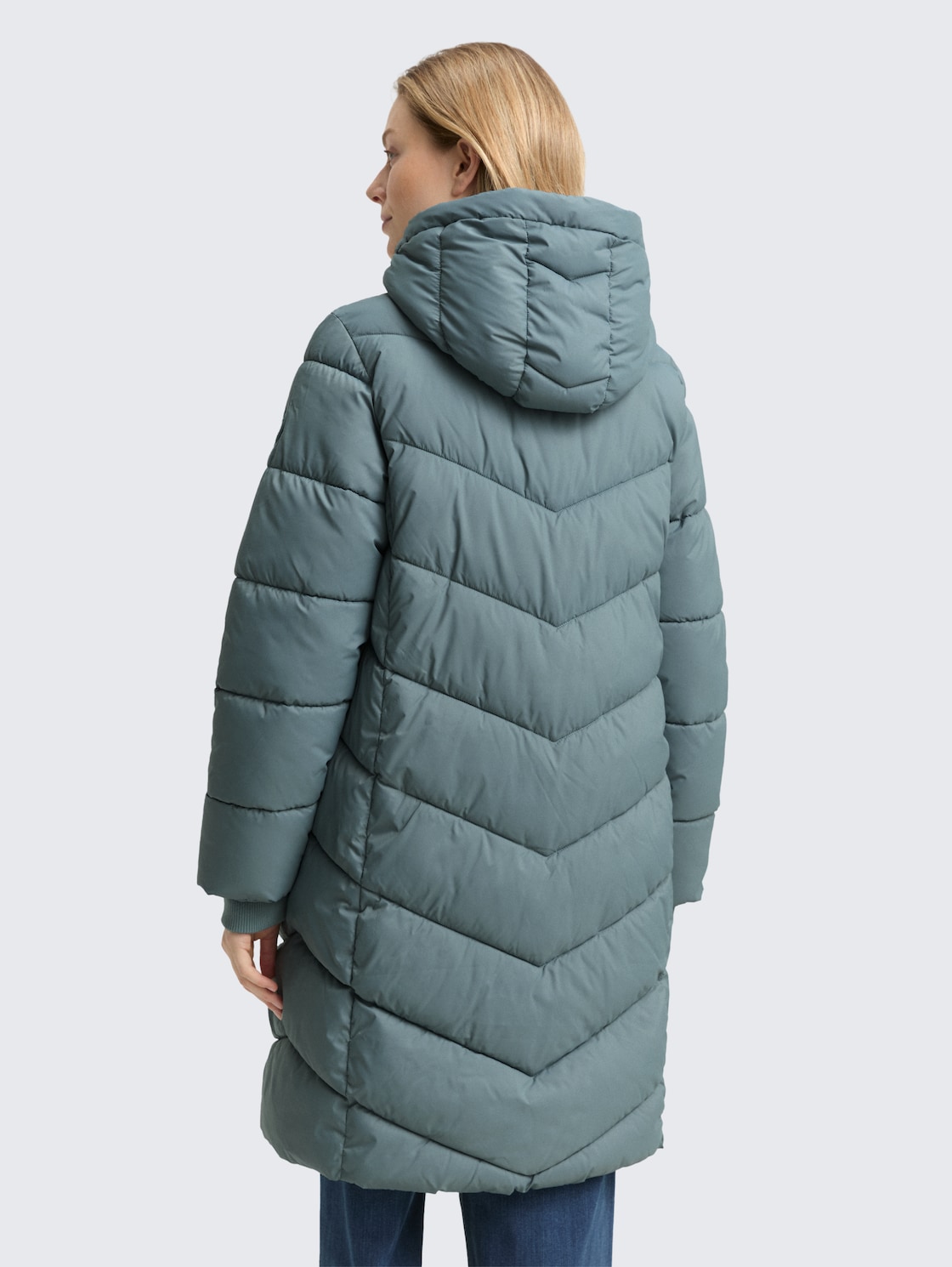Puffer-Mantel mit Kapuze - trooper green - Model-Rückansicht