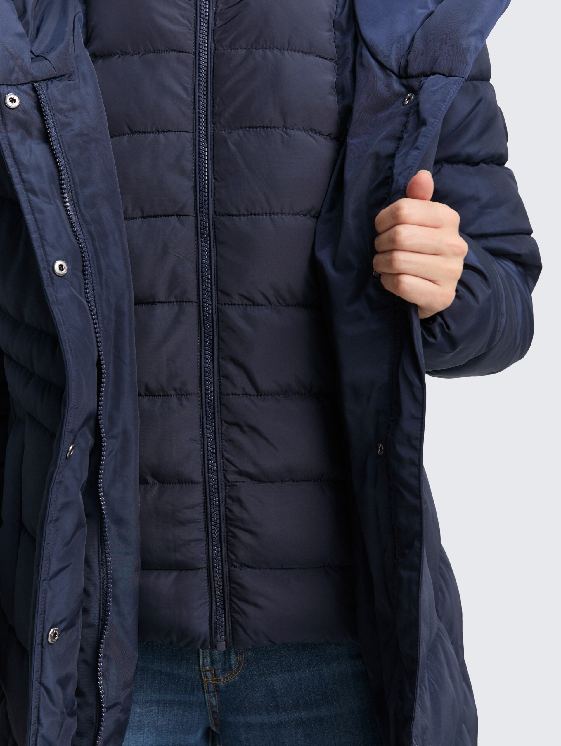 Puffer-Mantel im 2-in-1-Look - sky captain blue - Detail-Model-Ansicht