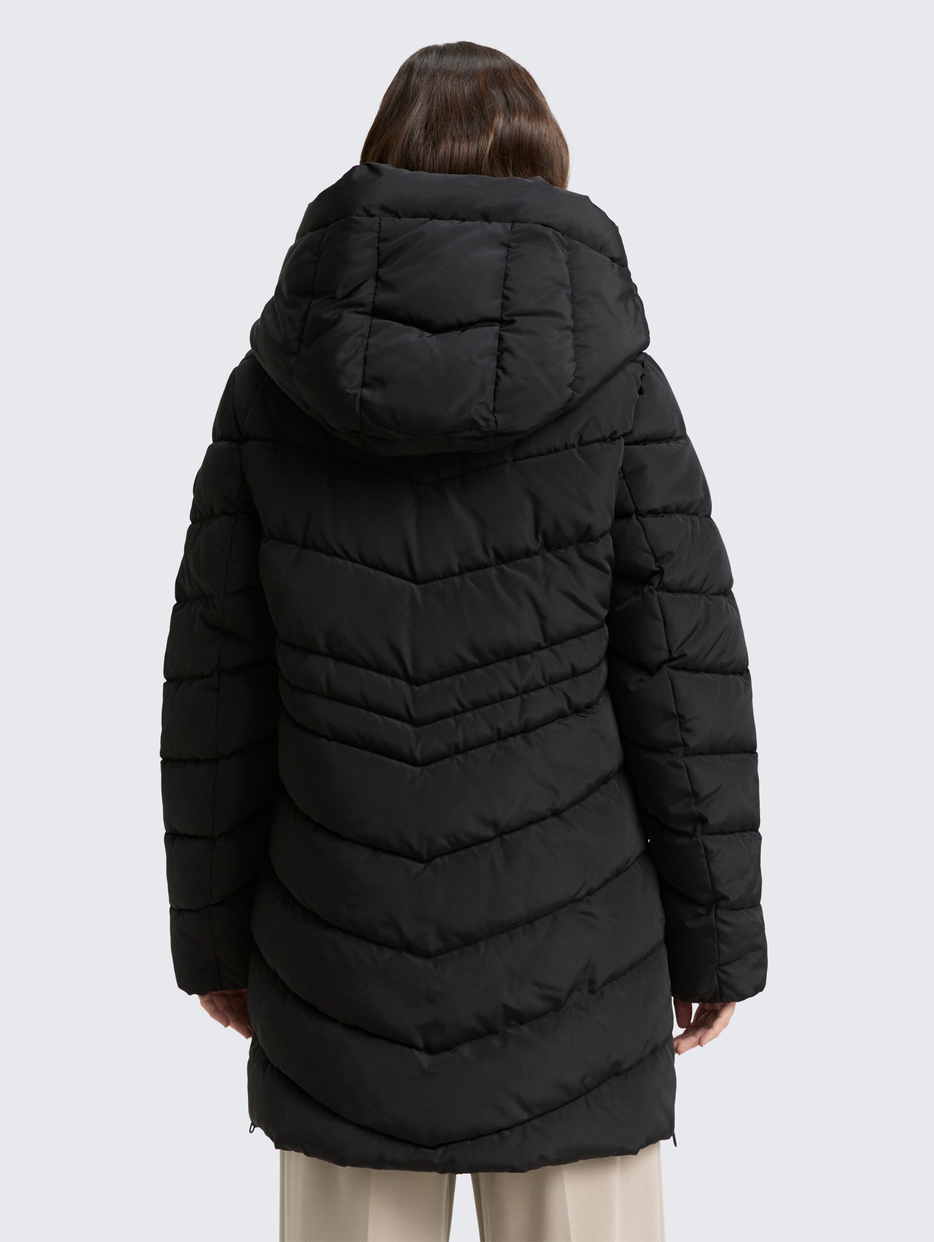 Puffer-Mantel im 2-in-1-Look - deep black - Model-Rückansicht