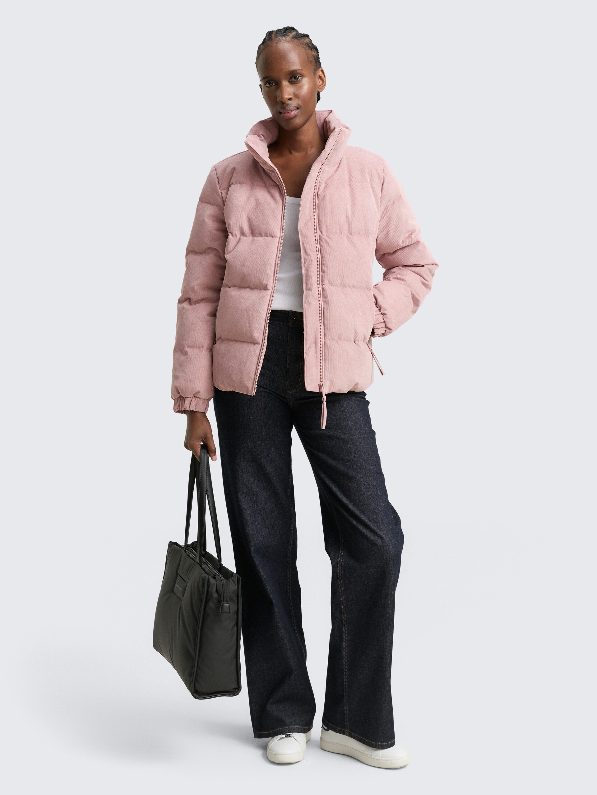 Cord Pufferjacke mit Stehkragen - Antique Rose - seitliche Model-Ansicht