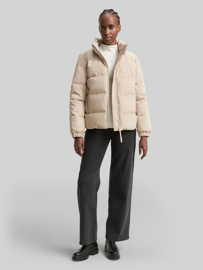 Cord Pufferjacke mit Stehkragen von Denim Female, Cashew Beige
