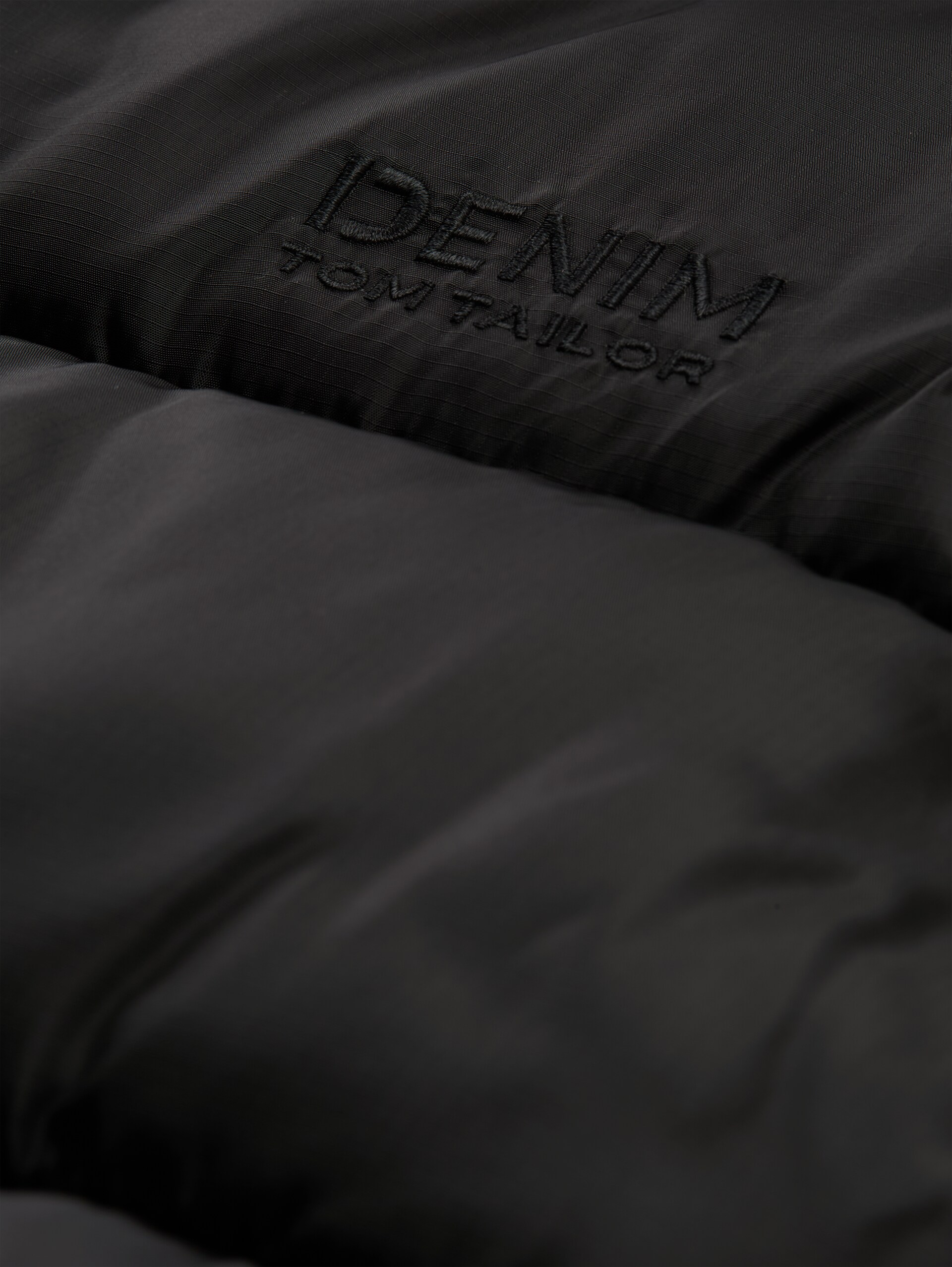 Puffer-Jacke mit Kapuze - deep black - Produkt-Detail-Ansicht