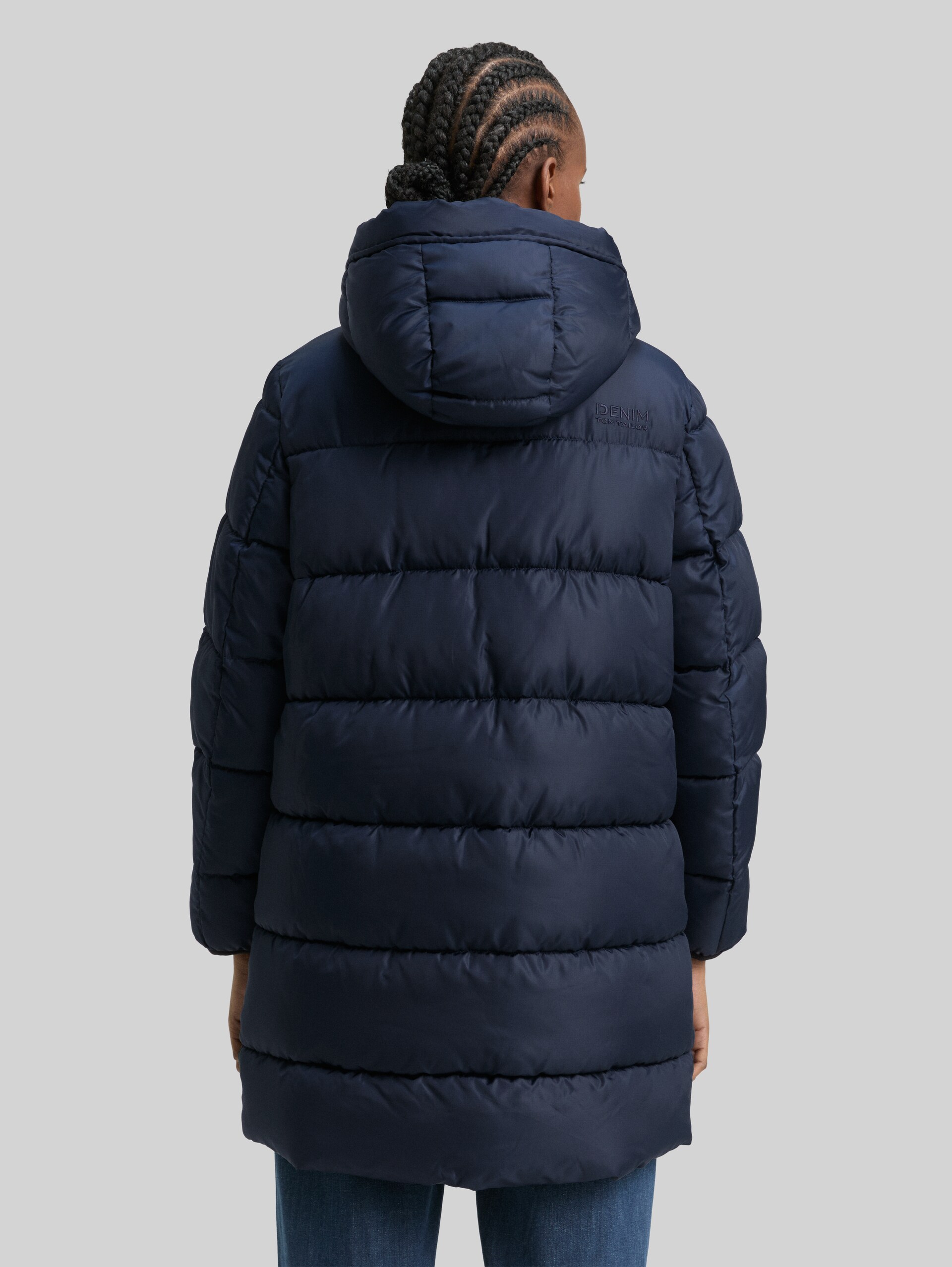 Puffer-Mantel mit Kapuze - sky captain blue - Model-Rückansicht